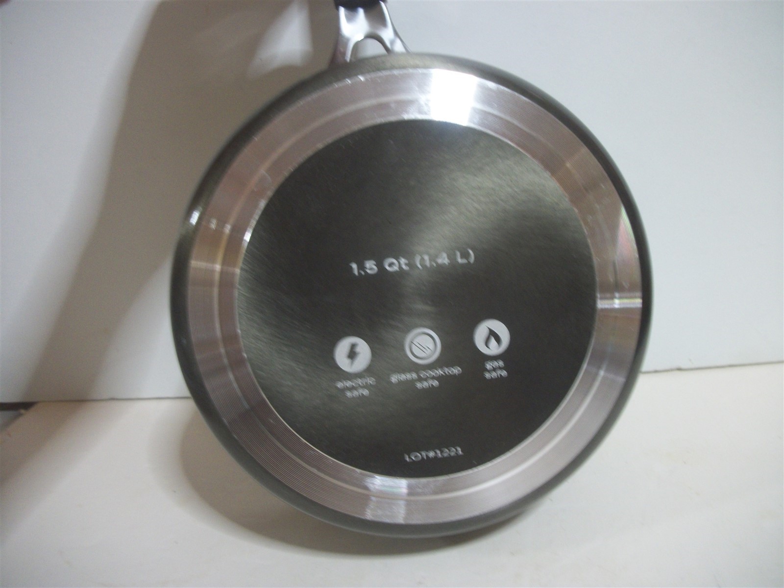 Food Network Saucepans 1 1/2 Qt, 2 1/2 Qt w Glass Lids Non Stick Graphite