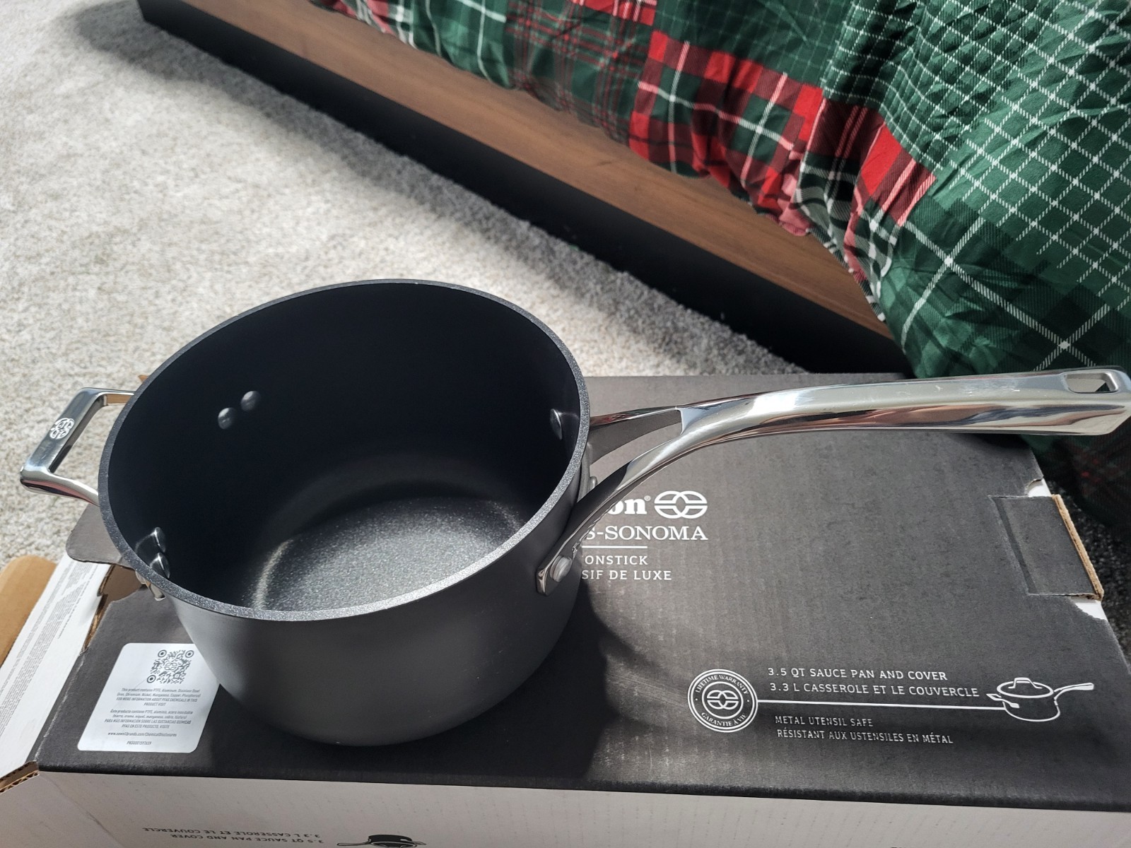 calphalon williams sonoma elite nonstick 3.5 qt sauce pan and cover