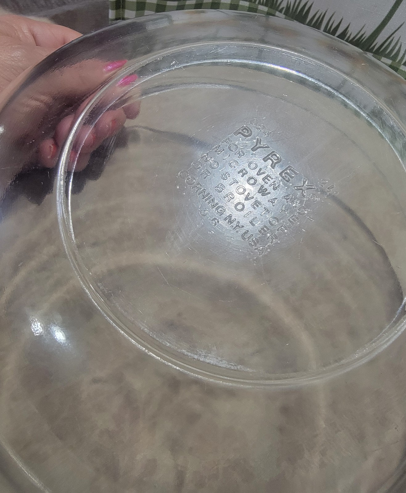 Pyrex Casserole Dish With Lid, Vintage #024, Corning, NY, 8.5″ Diameter
