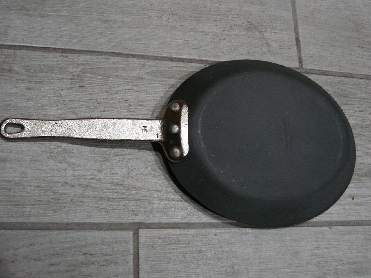 Commercial Aluminum Cookware G190 HC 10″X8″ Oval Skillet Pan Kitchen