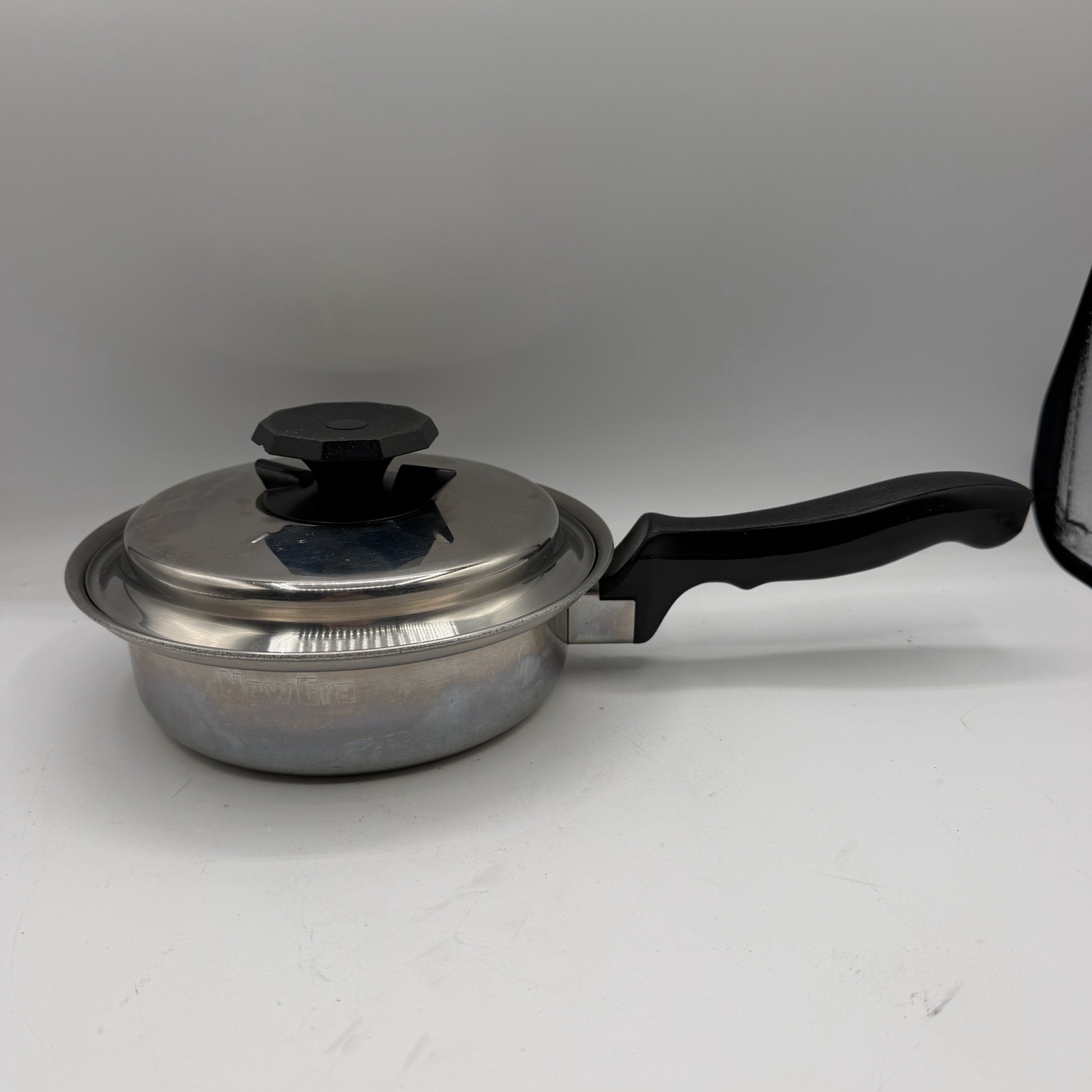 Vintage New Era by Vollrath 1 Qt Saucepan w/ Lid Stainless Steel 5-Ply AL-Core