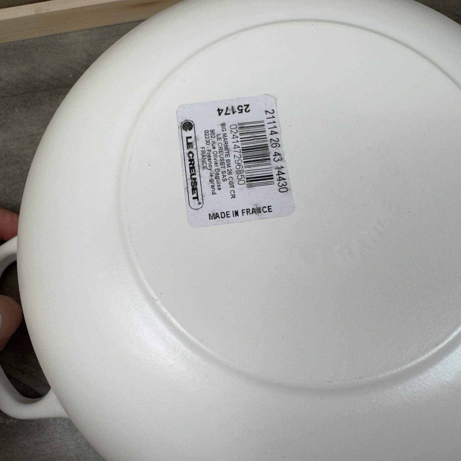 Le Creuset Enameled Cast Iron Soup Pot 4 1/2-Qt. Matte White Scuffed Read NWOB