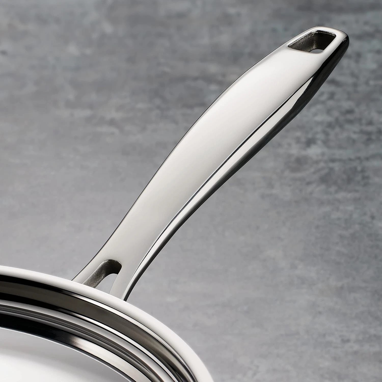 Signature Tri-Ply Clad Stainless Steel 1.5-Quart Sauce Pan with Lid, Inductio…