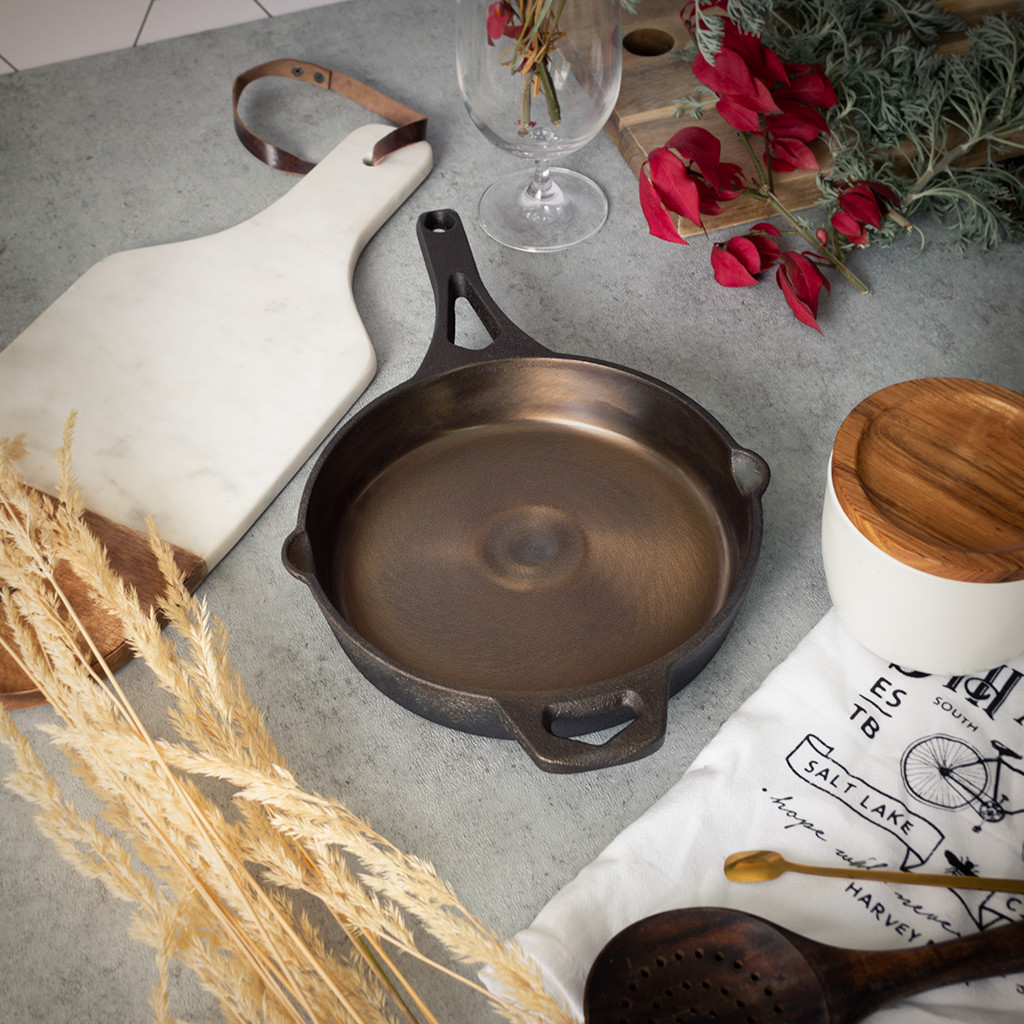 Backcountry Iron Smooth Wasatch Pre-Seasoned Round Cast Iron Skillet