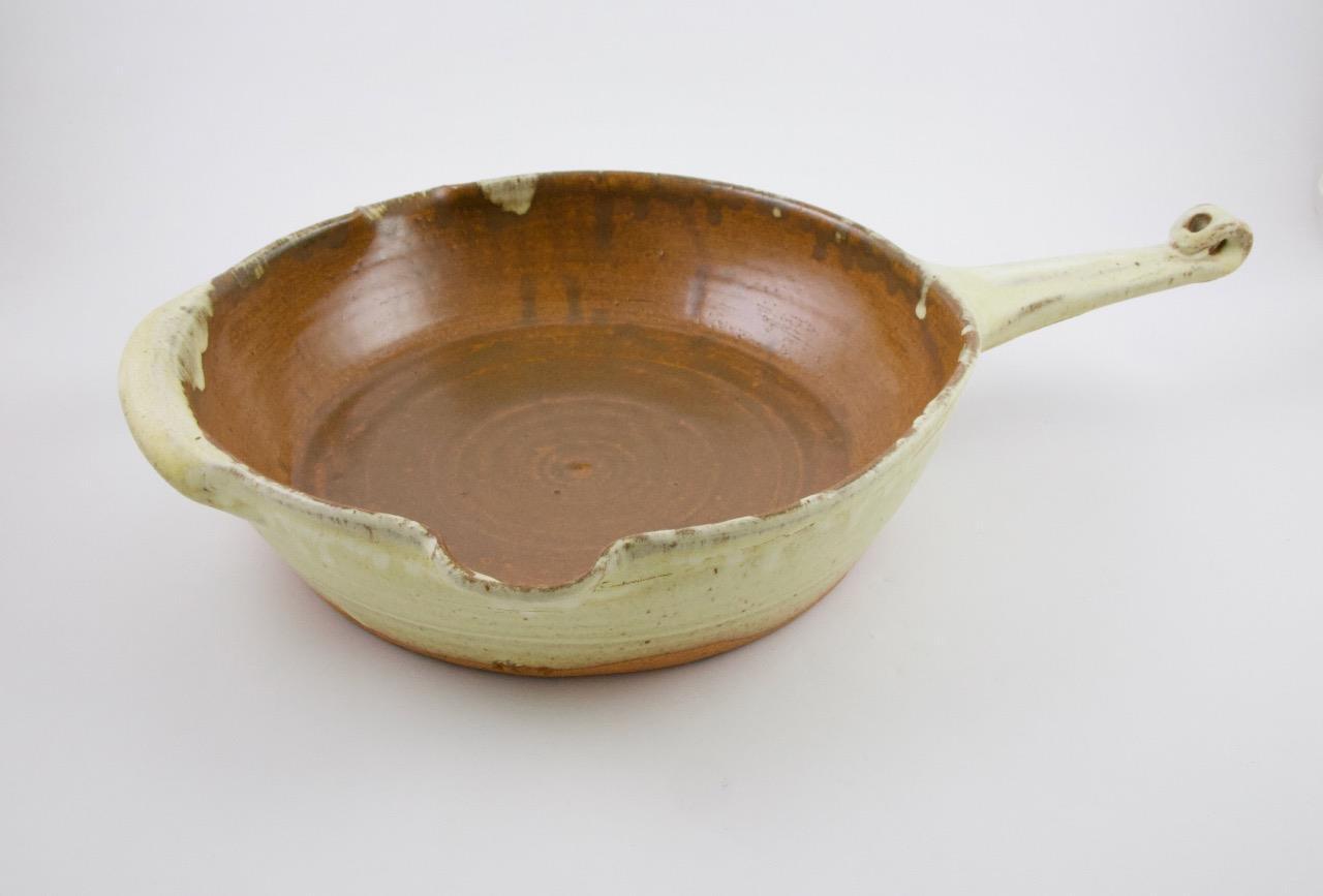 The Pottery Works Flameware Spouted 12″ Skillet Terry Silverman Fitzwilliam NH