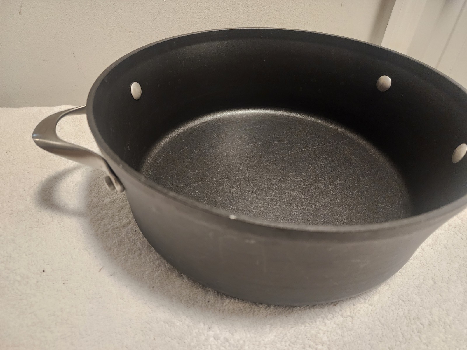 Calphalon Contemporary 5 Quart Hard Anodized NonStick Pan 8785 Ohio