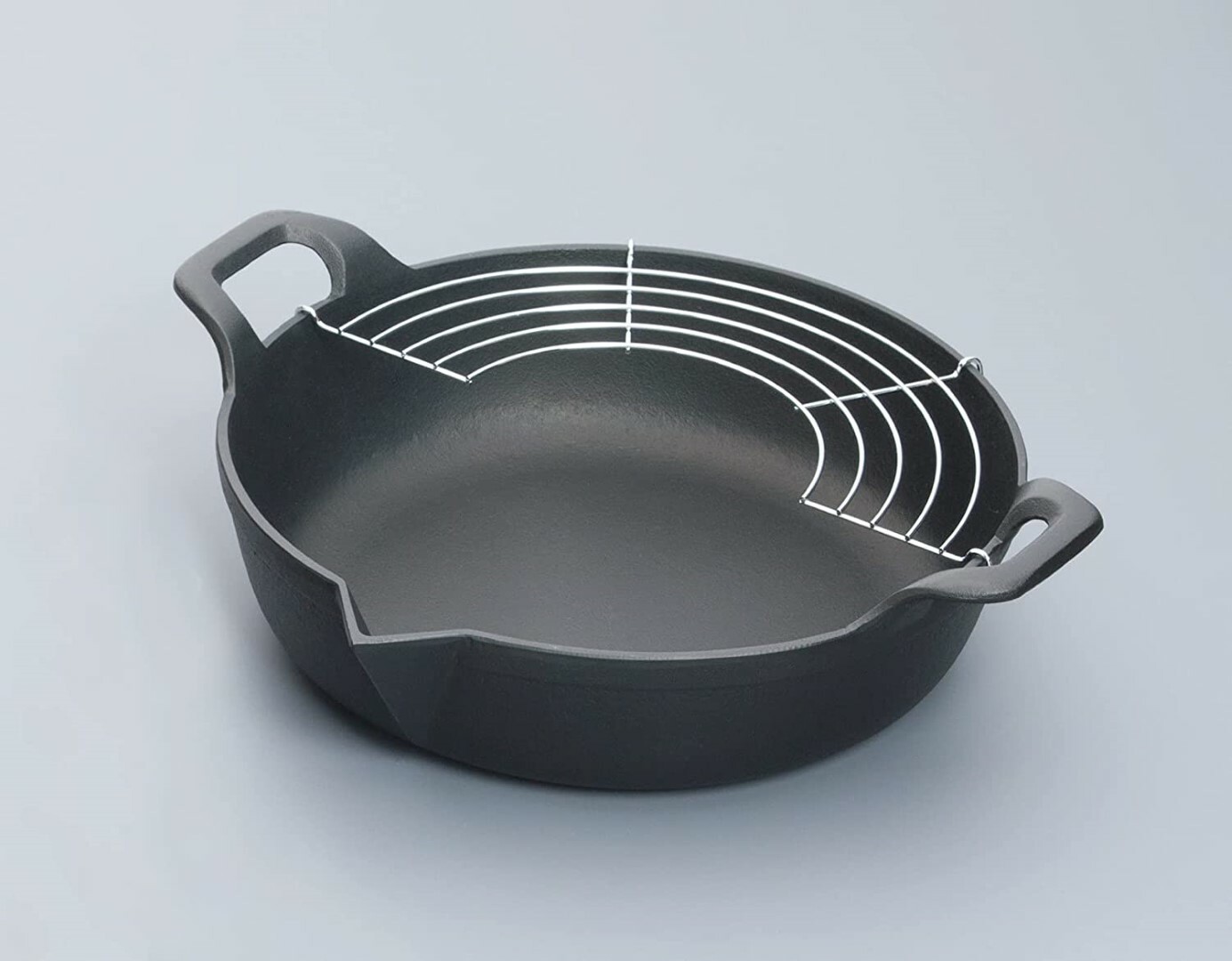IWACHU Nanbu Tekki Tempura Pot For Gas Cast Iron 10.6″ Made in Japan black 25102