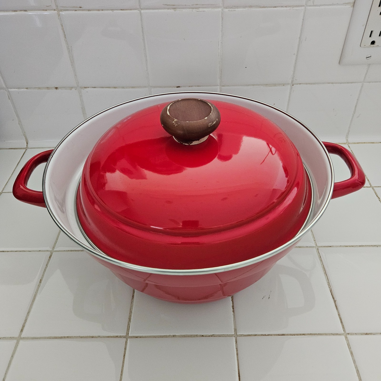 Fuji Horo Enamel Stockpot 4 Qt 11″ Dutch Oven with Lid Red Casserole Pot Used