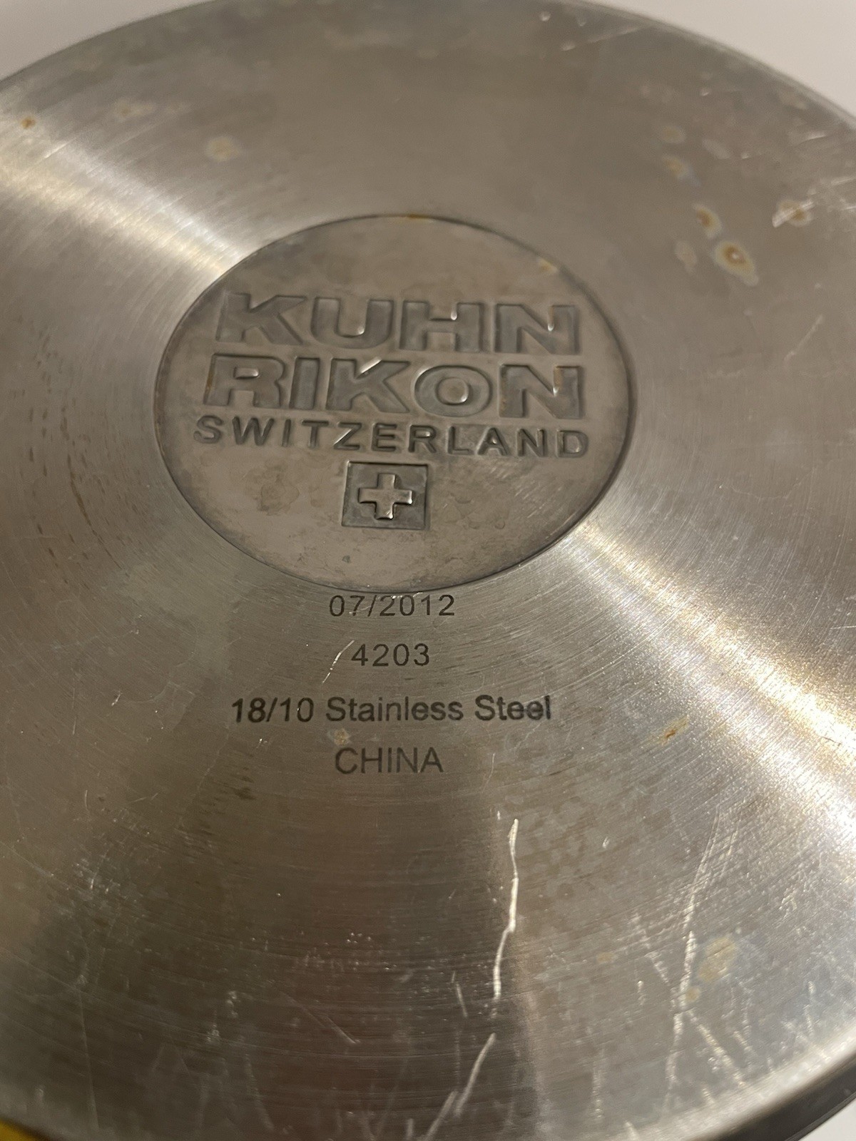 Kuhn Rikon 11 Cup Pot With Basket Straining Lid & Pour Spout 18/10 Asparagus