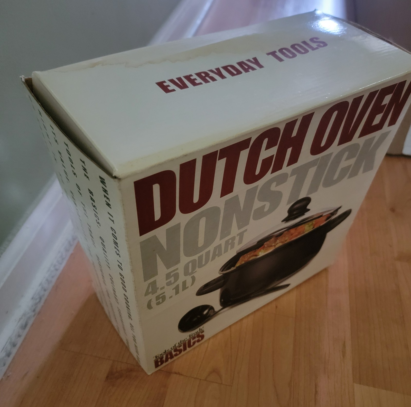 Macy & Co Tools of the Trade 6.5 Qt Covered Dutch Oven Pot with Lid