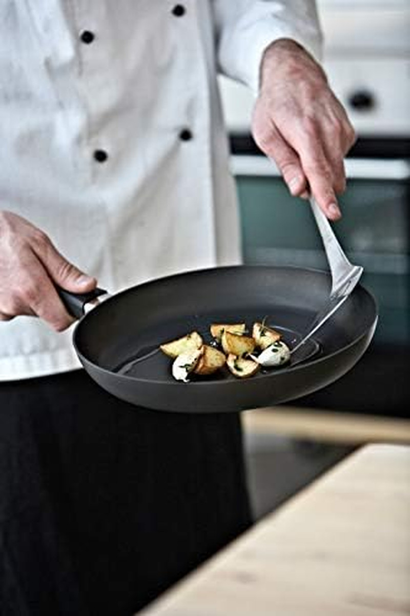 Versatile 8″ Nonstick Fry Pan for Effortless Cooking and Easy Cleanup