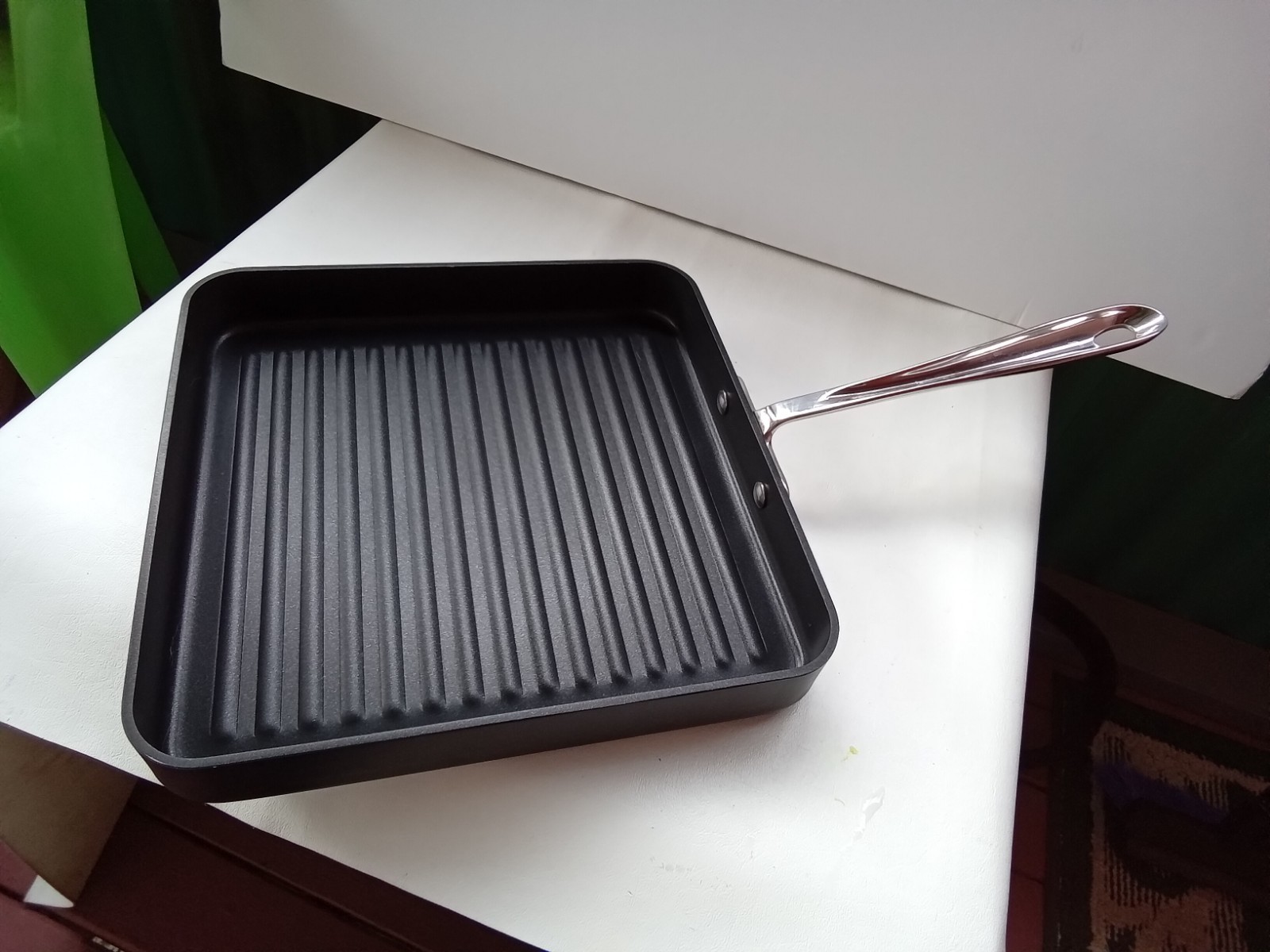 ALL CLAD COOKWARE NON STICK SQUARE GRIDDLE BLACK 11″ BY 11″ NEW NO BOX EXCELLENT