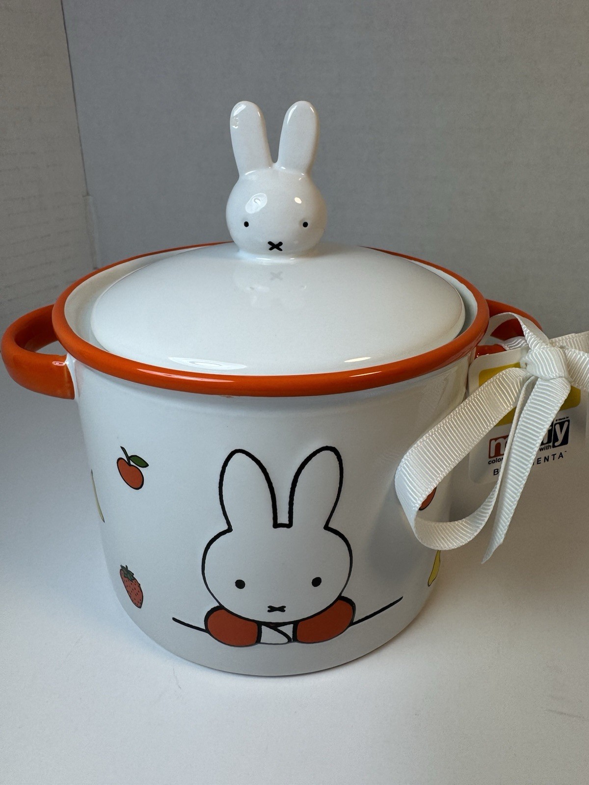 NWT Miffy Magenta Dick Bruna Ceramic Baking Dish Bunny w Lid 4.5 in diameter