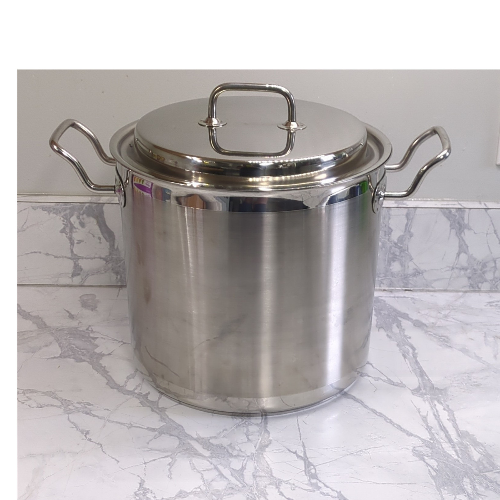 Krona Norpro USA 18/10 Stainless Steel Stockpot 12 qt with Lid Double Handle
