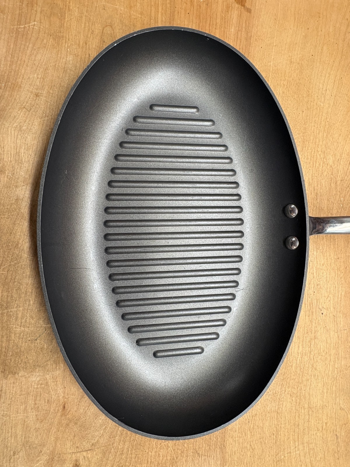 Discontinued Rachael Ray Oval Pan Skillet W/ Orange Handle On Side 15″x10″×2″