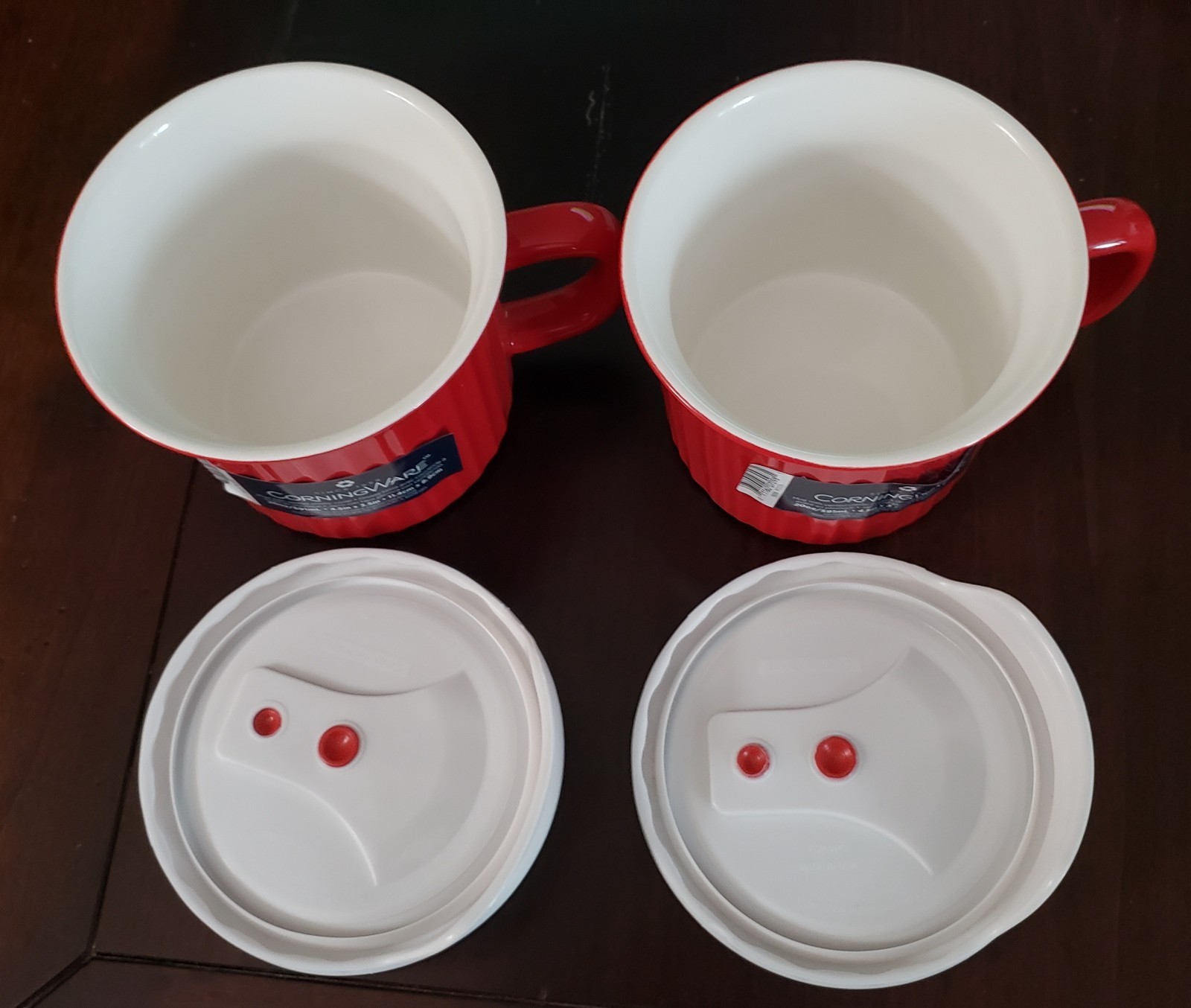 CorningWare – 20oz Red Mug with White Vented Lid – Set of 2 Each – New