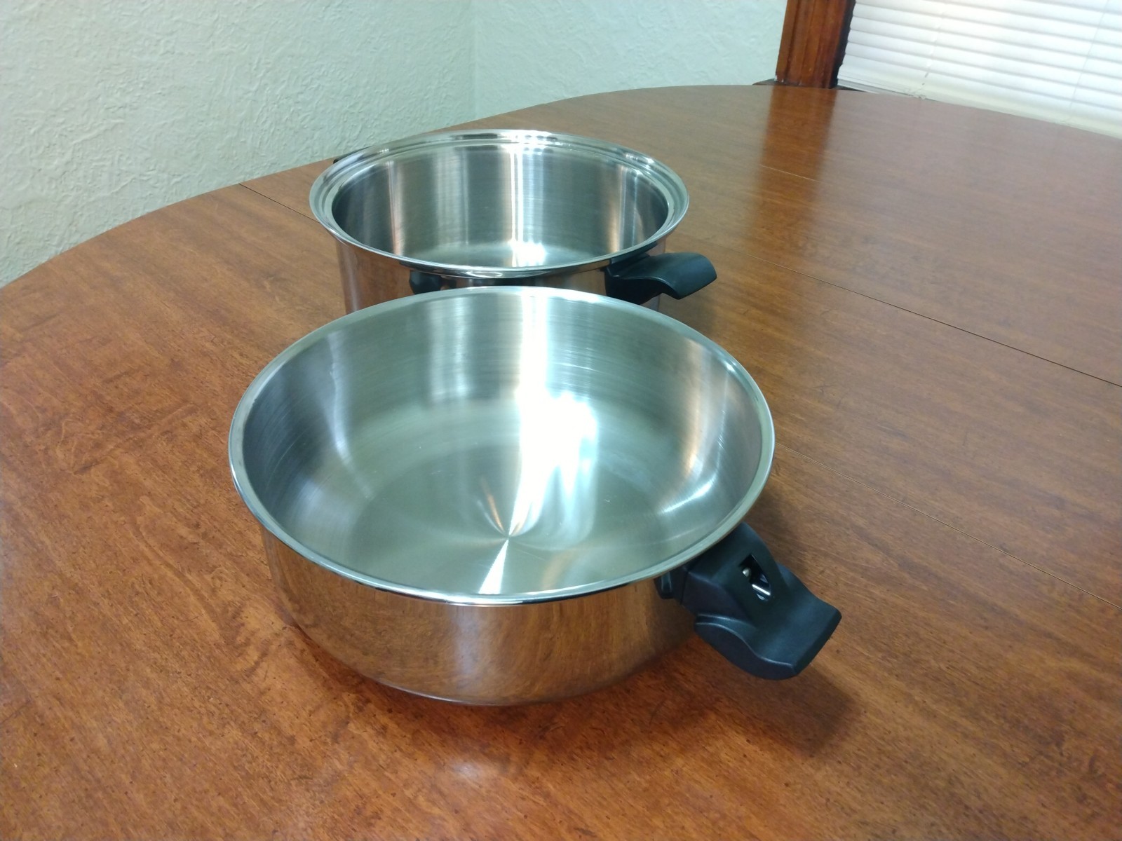 Cutco 6 Qt Dutch Oven Stock Pot 5-Ply Aluminum Core w/Dome Cover Made In USA