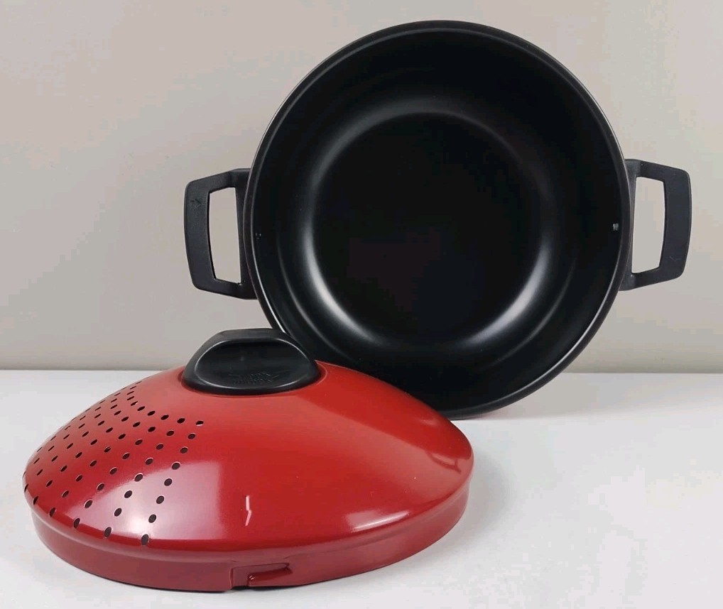 Pasta Express One (1) Red 2 Qt Non-Stick Pasta Pot With Locking Strainer Lid