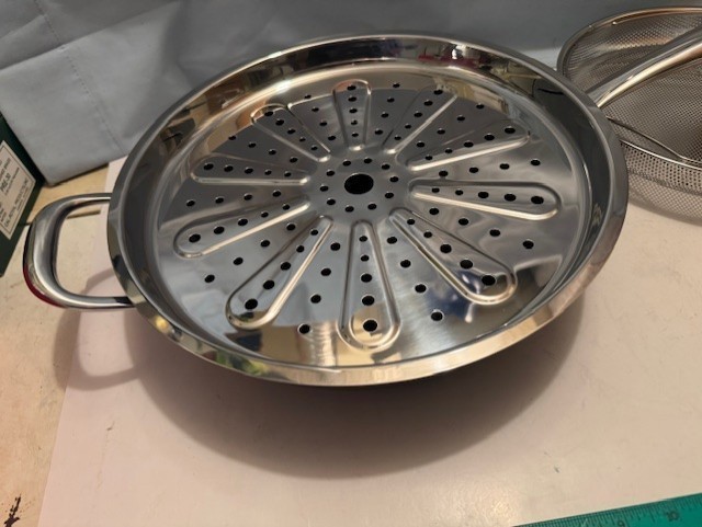 JUMBO 5 QT SAUTEING/ FRYING / STEAMER 12″ COVD PAN W/ STAINLESS STEEL INSERTS