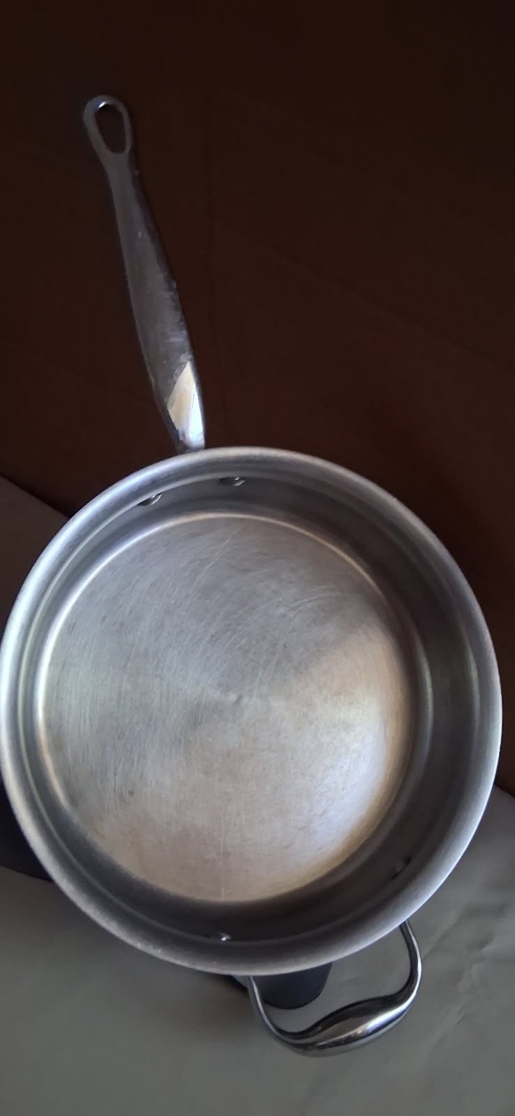 Kirkland Signature Pro Quality Stainless Steel Saute Pan Copper Core 3.5Qt W/Lid
