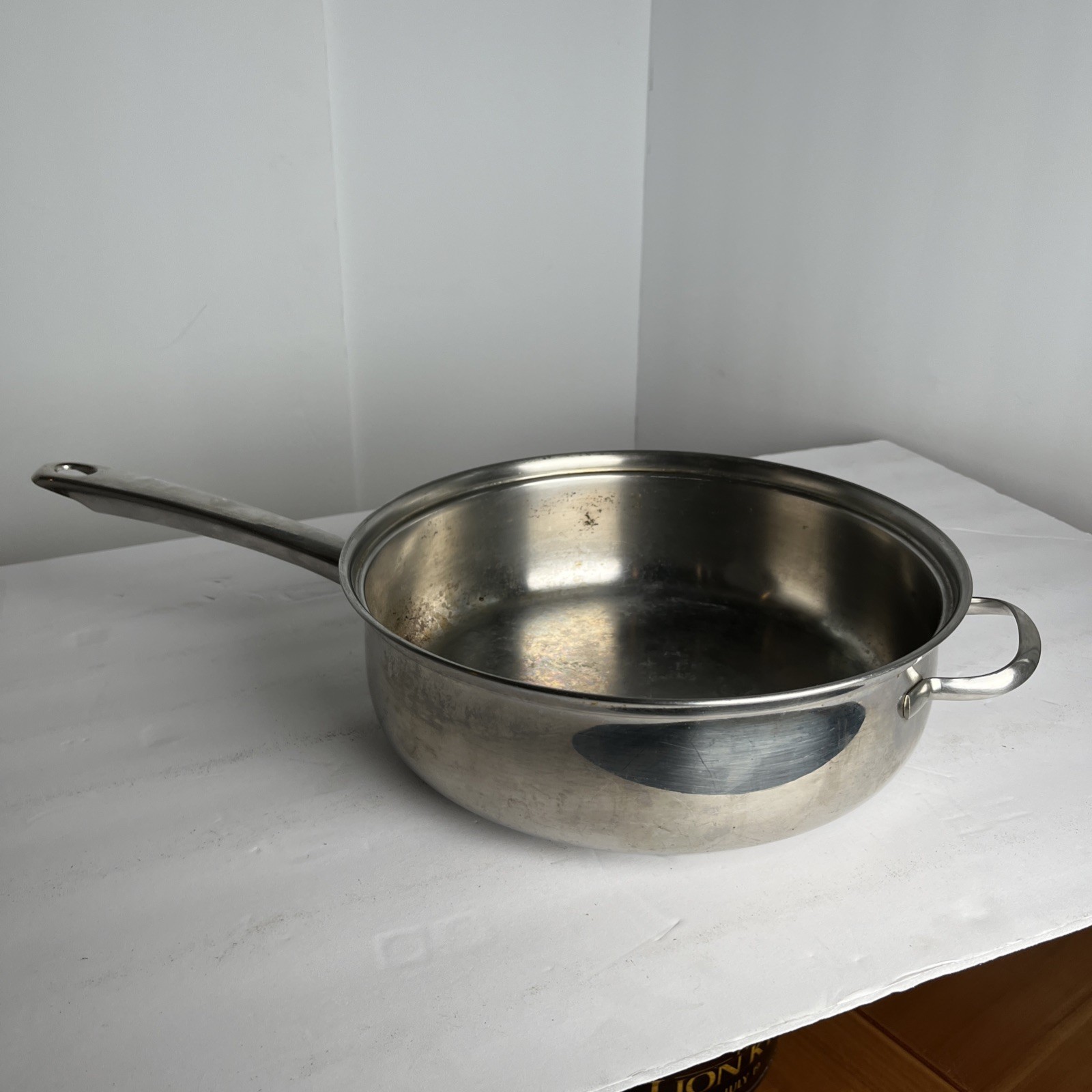 BELGIQUE 11″ 4 Quart Stainless Steel Skillet Made in Belgium 3.5” Deep