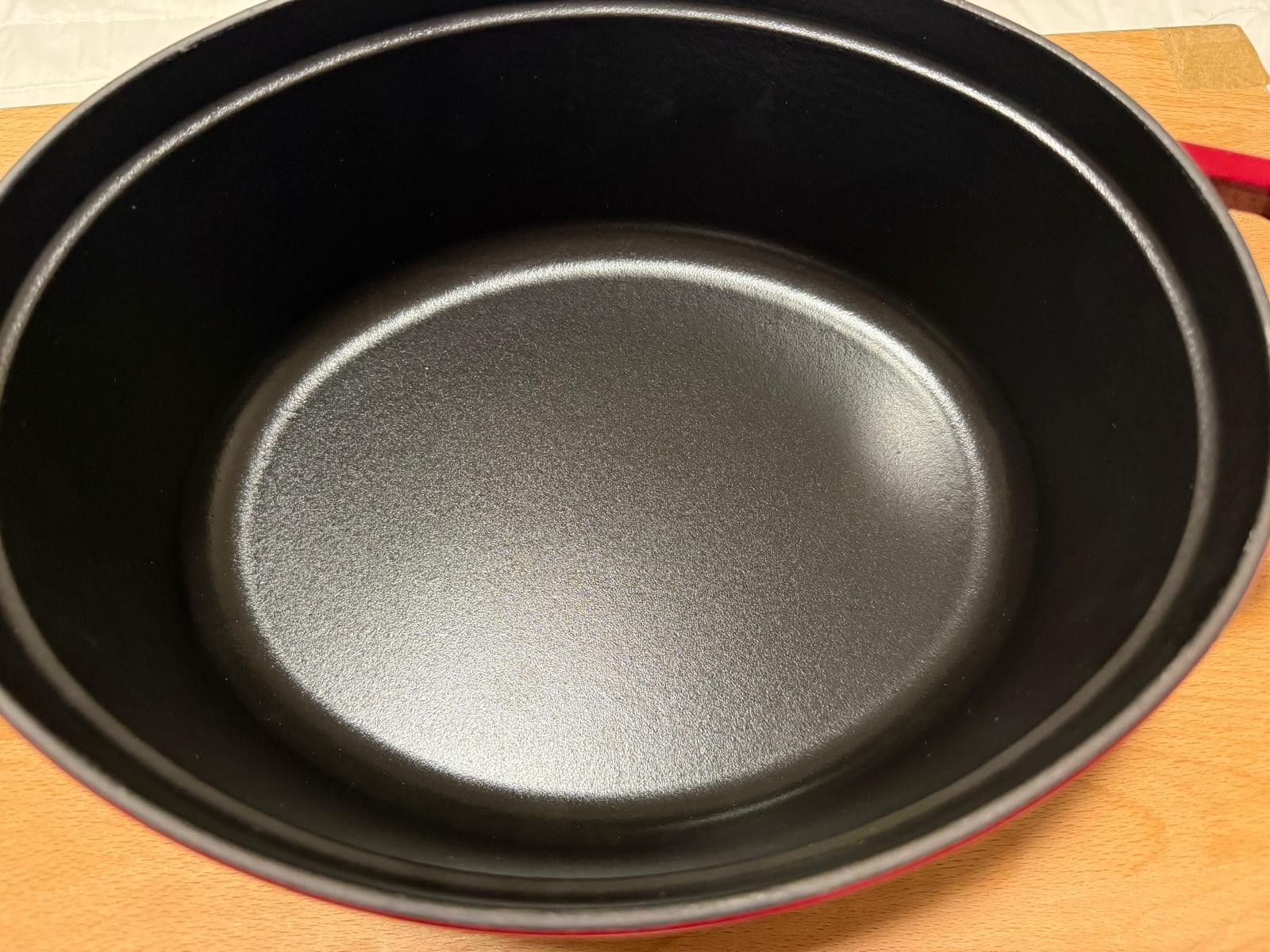 Staub Cast Iron 5.75 qt, Oval, Coq Au Vin Dutch Oven, Cherry