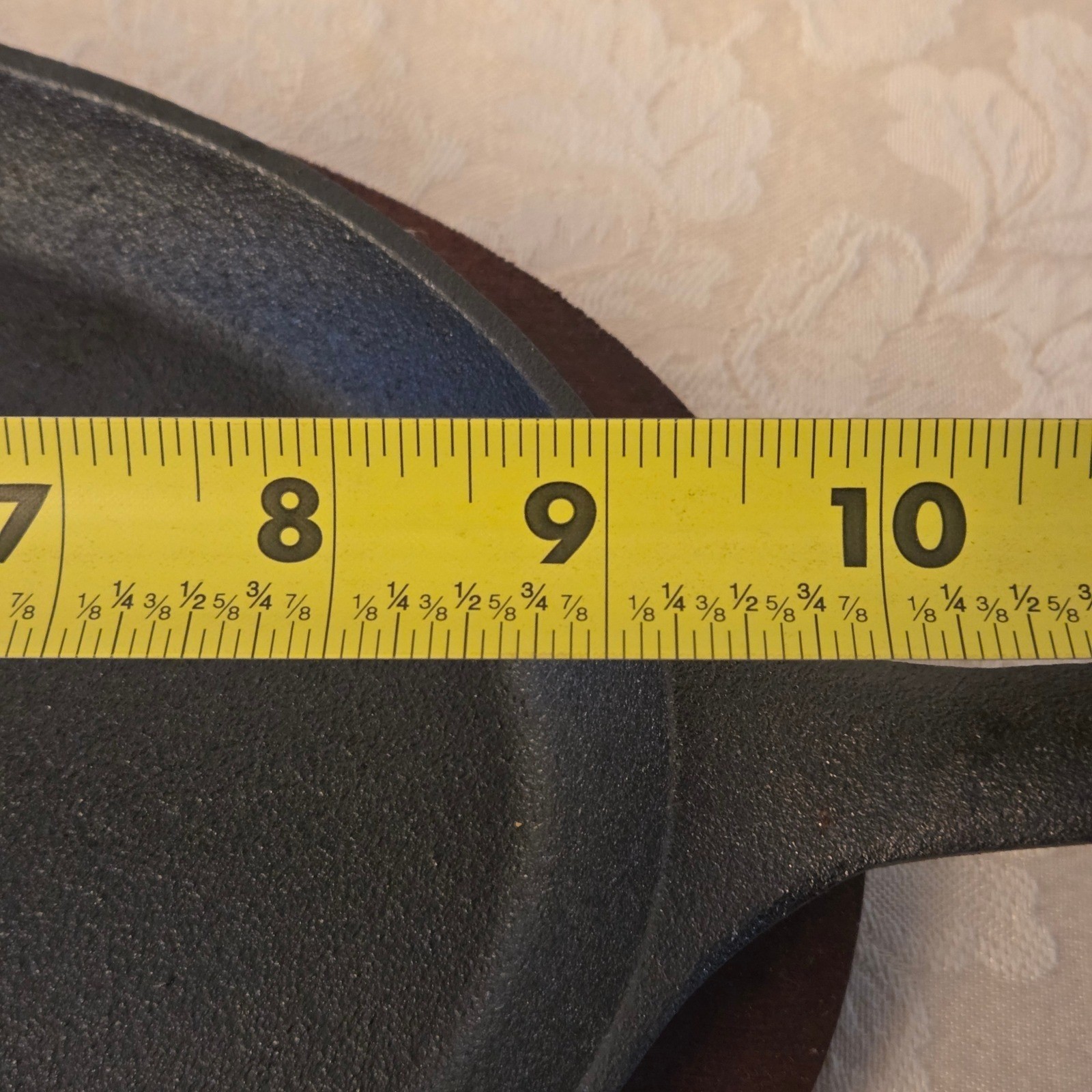Cast Iron Fajita Skillet Oval 9.5 x 7-inch Sizzle Plate w/ Wooden Trivet New