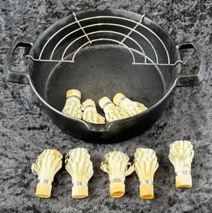 Japanese Nambu Ironware Iwachu Cast Iron Tempura Pot with Rack & Original Box