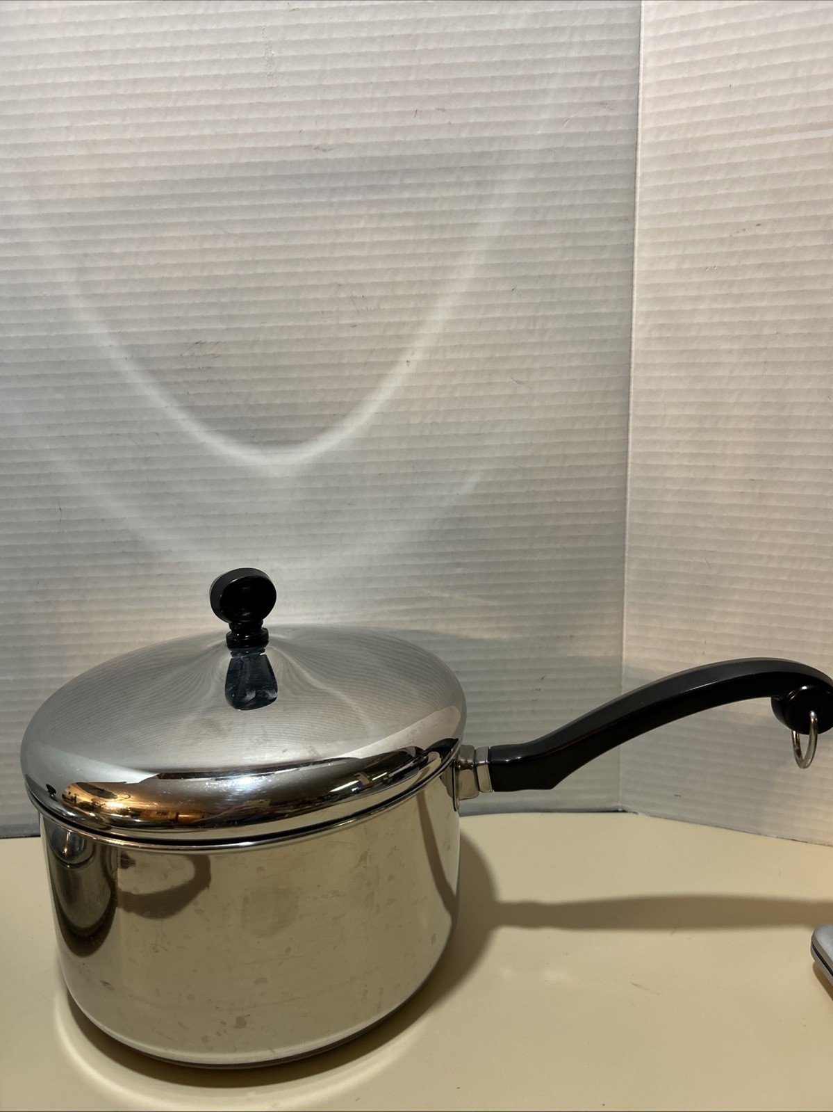 6 Piece Farberware Set Of Aluminum Clad Stainless Steel Pots And Lids