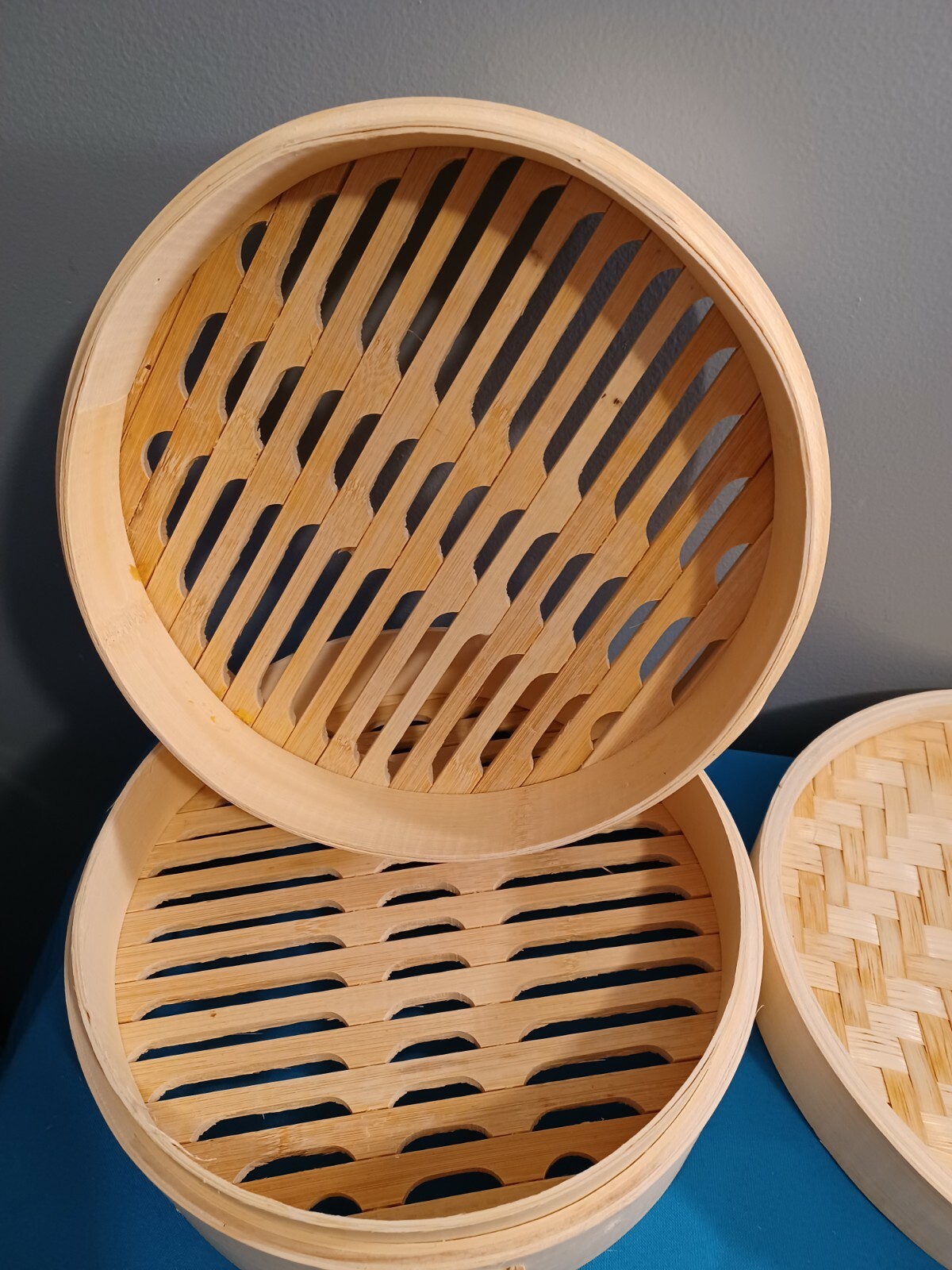 Helen’s Asian Kitchen 10 inch Steamer Set Natural Bamboo – New