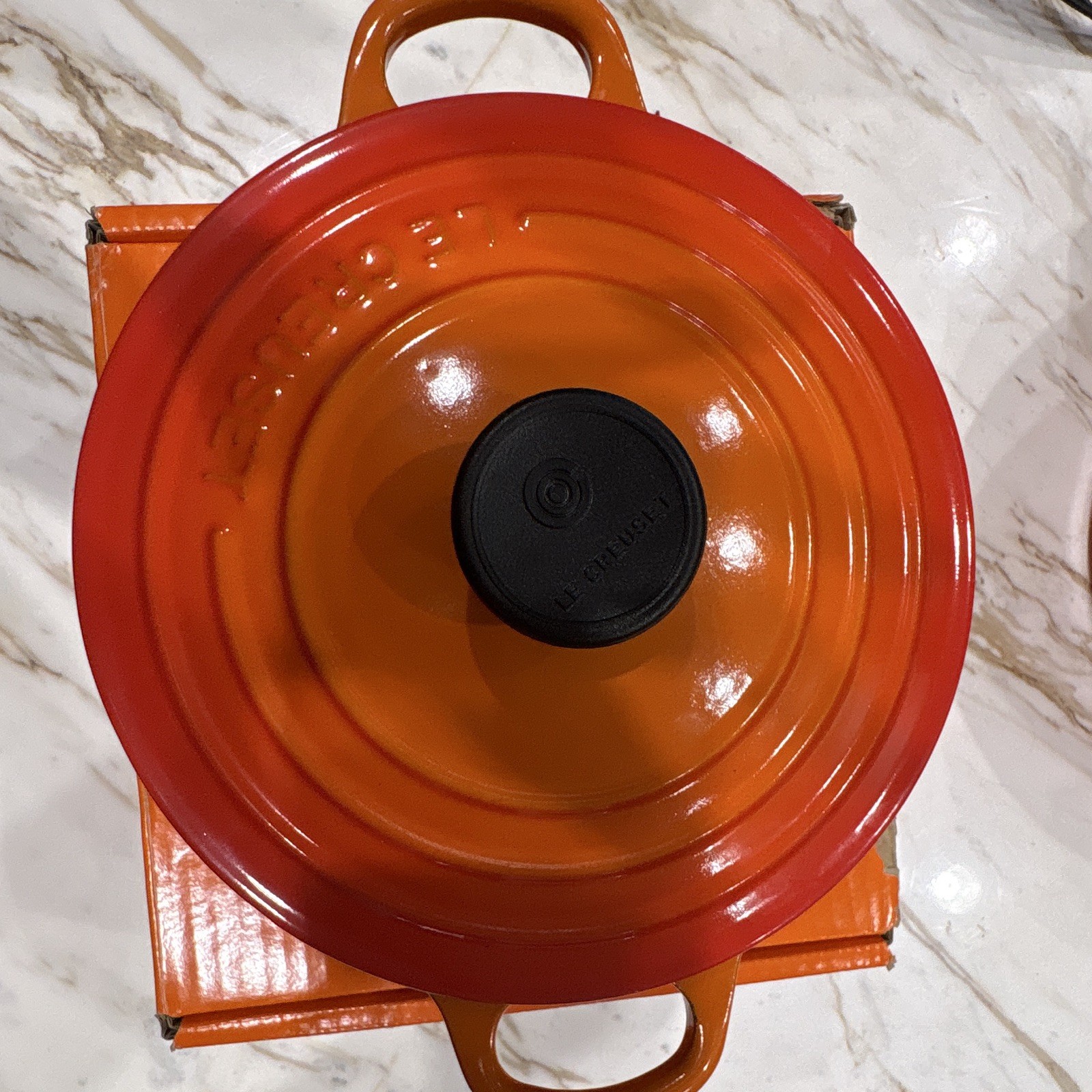 Le Creuset Cocotte Ronde Tradition Cast Iron 2 qt 18 cm Flame w/ Lid