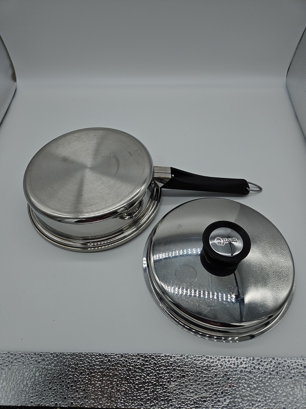 Amway Queen Multi Ply 18/8 Stainless Steel 1 1/2 Quart Saute Sauce Pan w/Lid