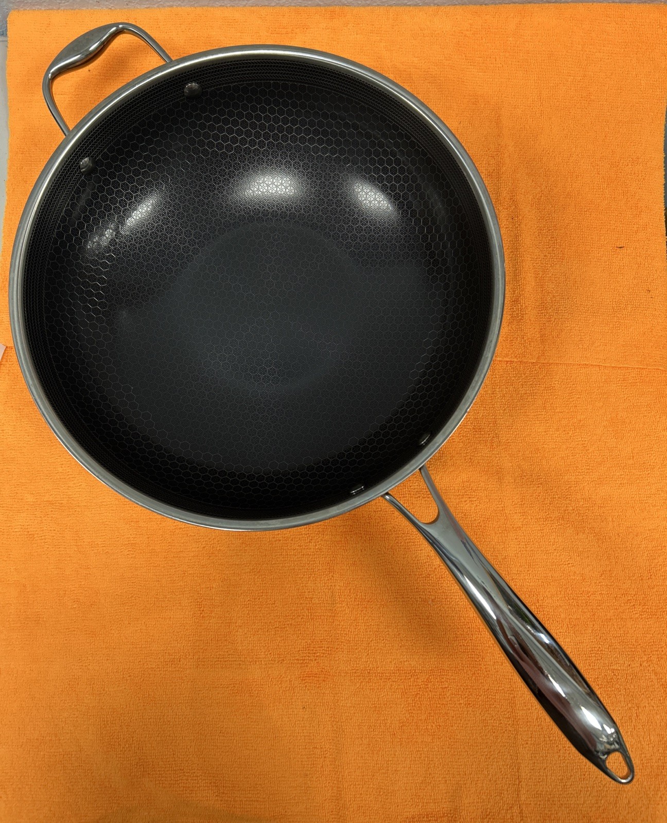 HexClad 12″ WOK 12-Inch Hybrid Nonstick Pan – NO Lid – Used Good Condition