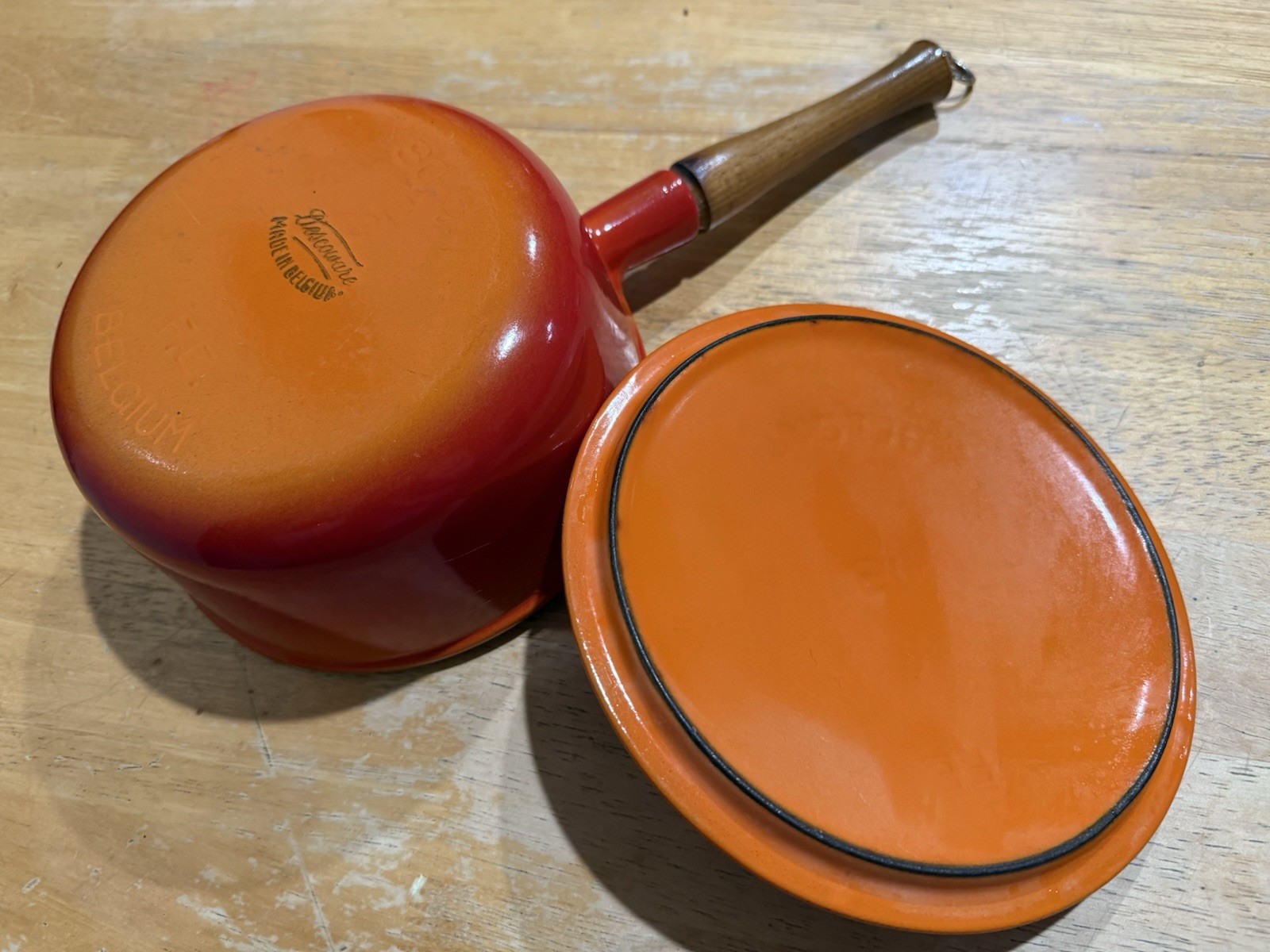 Descoware Orange Enamel Cast Iron Saucepan with Lid & Wooden Handle, 7in x 3in