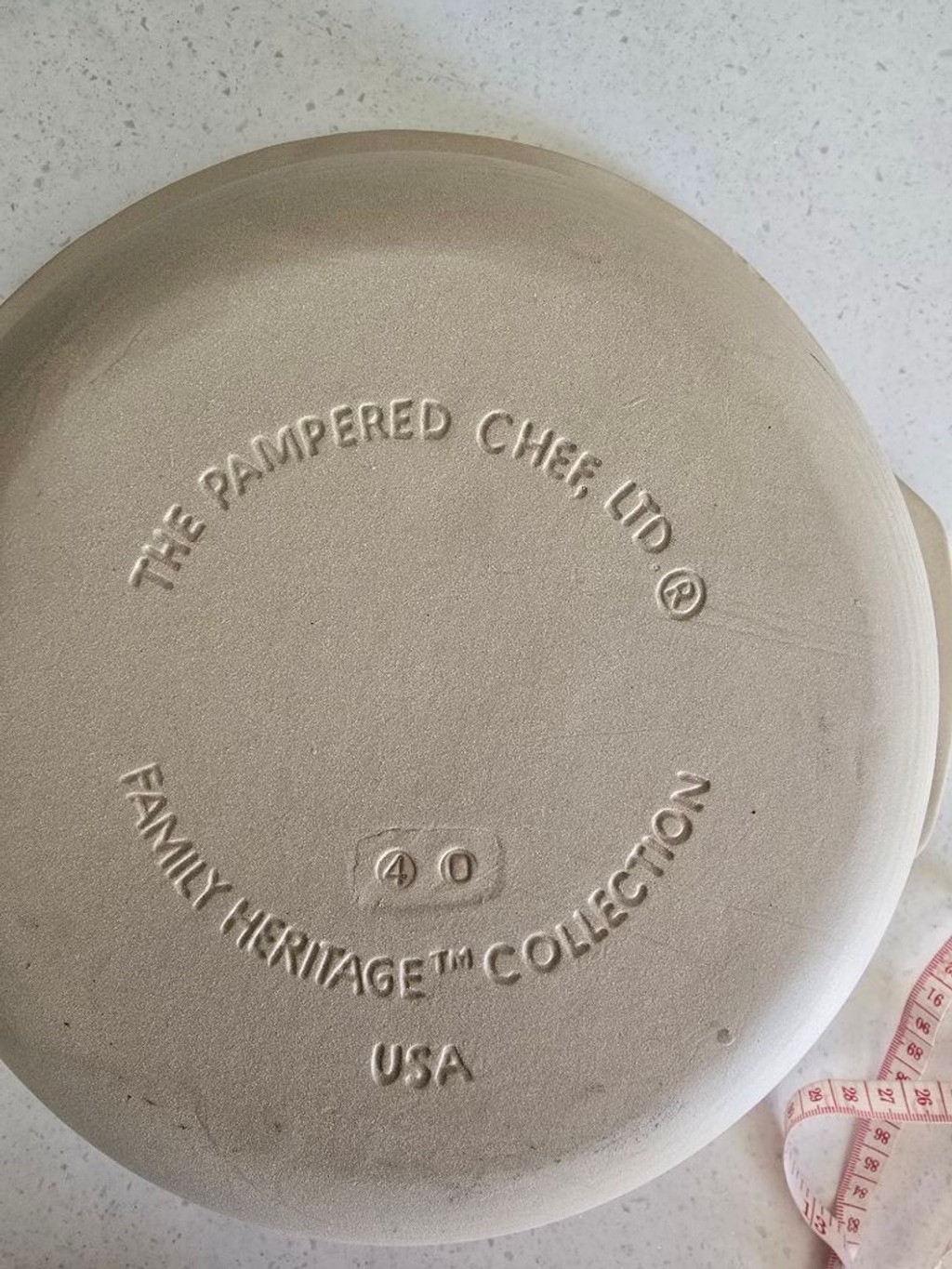 The Pampered Chef Beige Family Heritage Collection Cookware