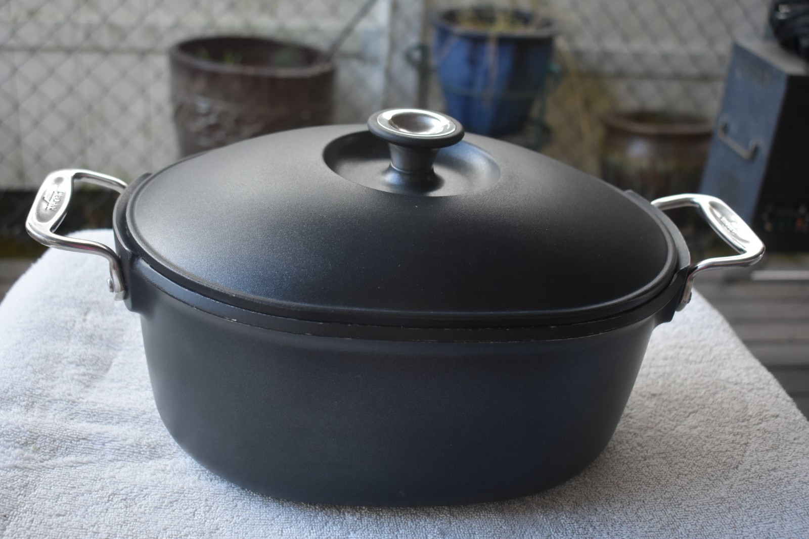 All Clad Non Stick Cast Aluminum Cocotte Dutch Oven Oval Roaster 6.5qt Black