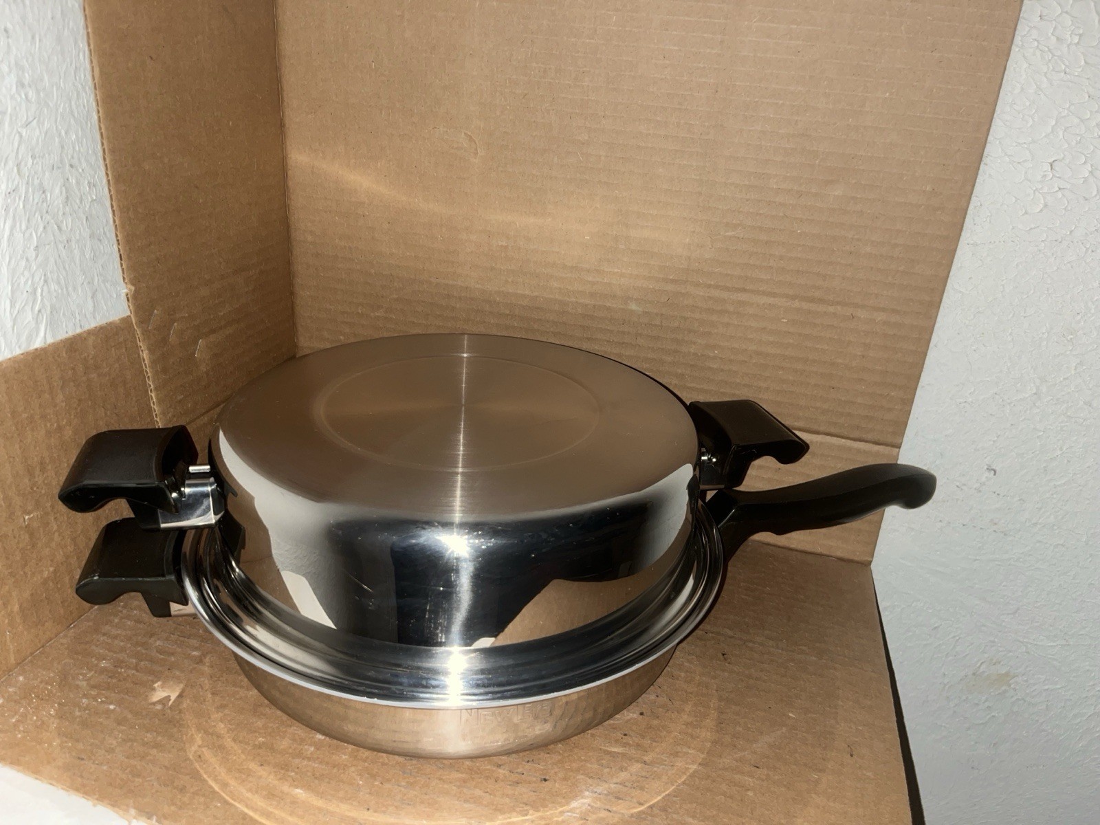 New Era 7 Ply Surgical Steel With Titanium 11.5 Inch Skillet Frying Pan With Lid