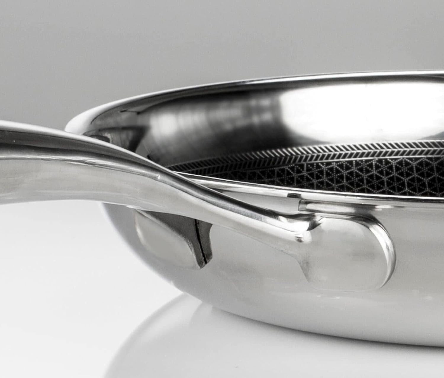 Black Cube 11-Inch Fry Pan with Quick Release for Effortless Cooking