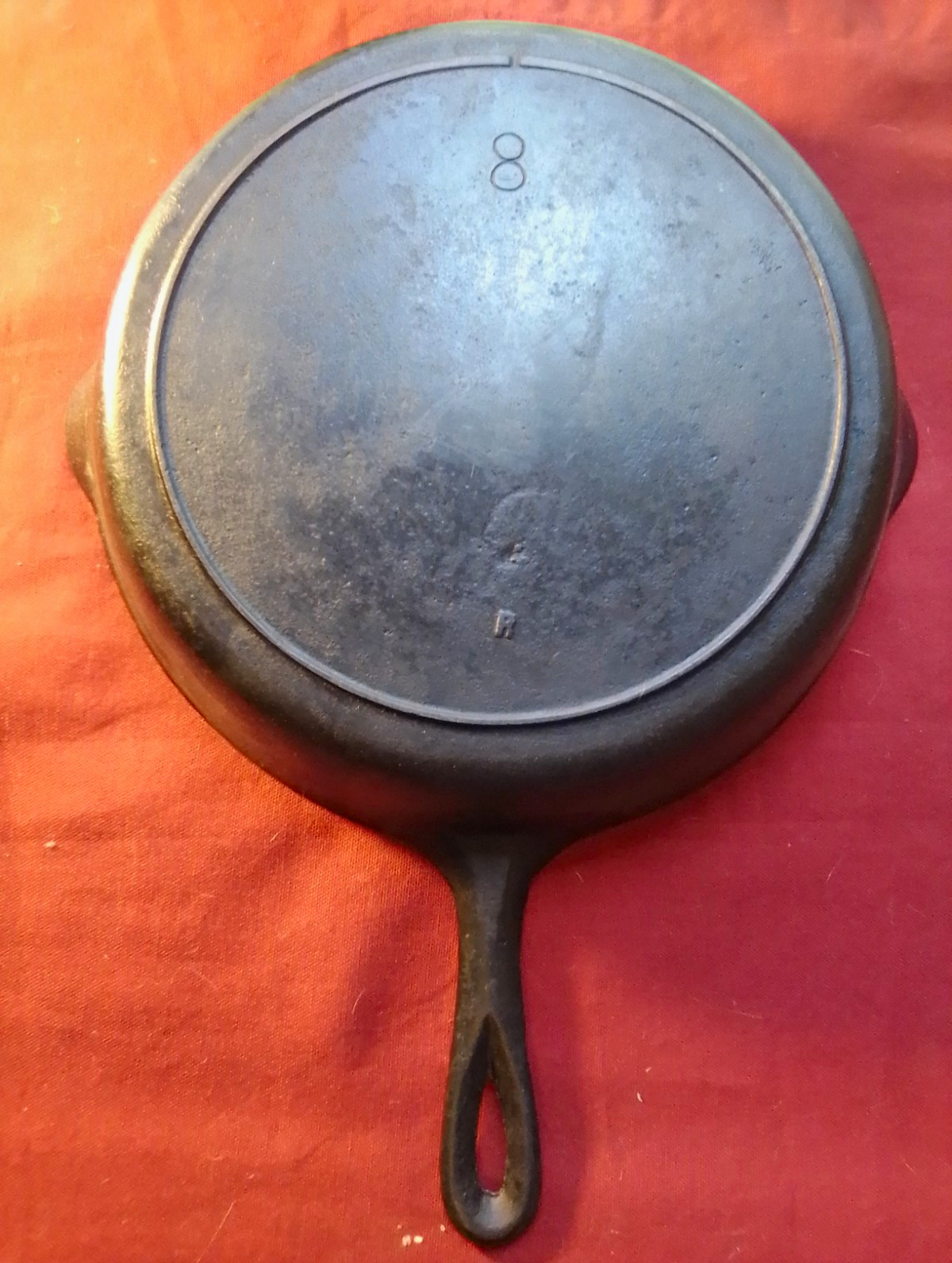 Single Notch Lodge Cast Iron #8 8in Frying Pan