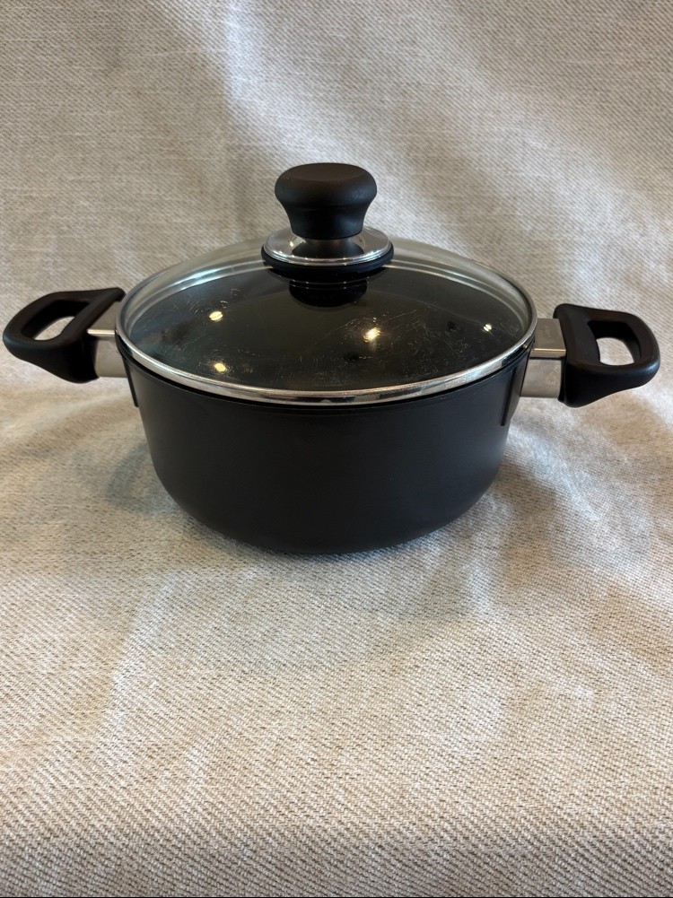 Scanpan Classic 3-Quart Ceramic Titanium Dutch Oven Covered Saucepan Casserole
