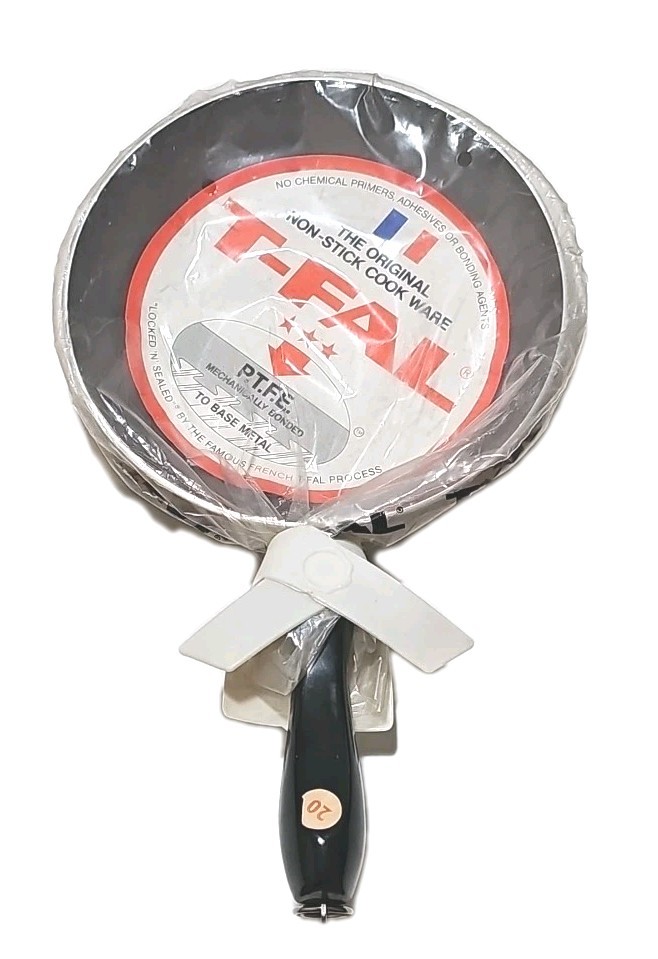 Vintage T-Fal 8″ Sauté Pan Harvest Gold Yellow NEW NOS Made In France Non-Stick