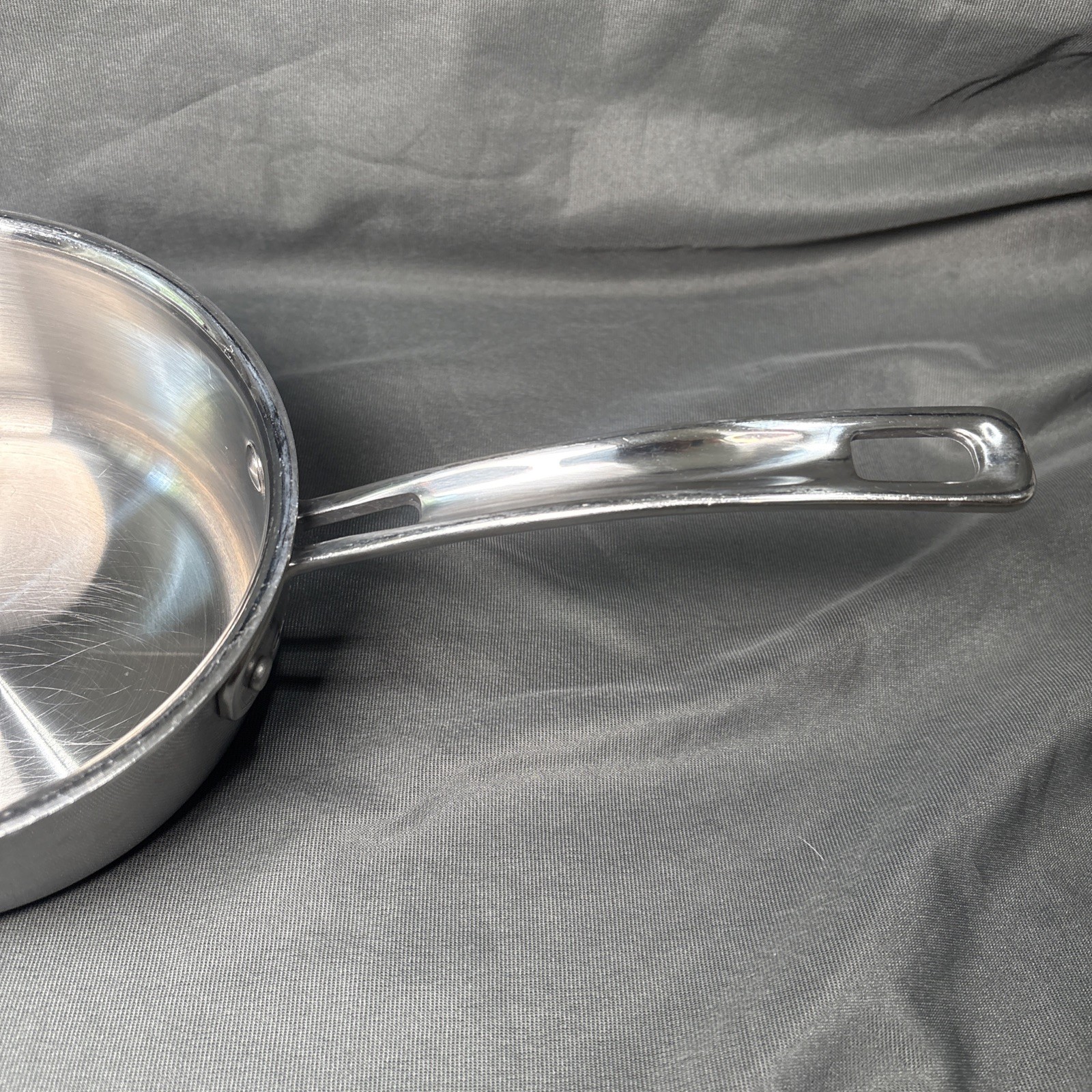 Cuisinart 1.5 Qt Saucepan & Lid MCP19-16N Multiclad Pro Triple Ply Stainless