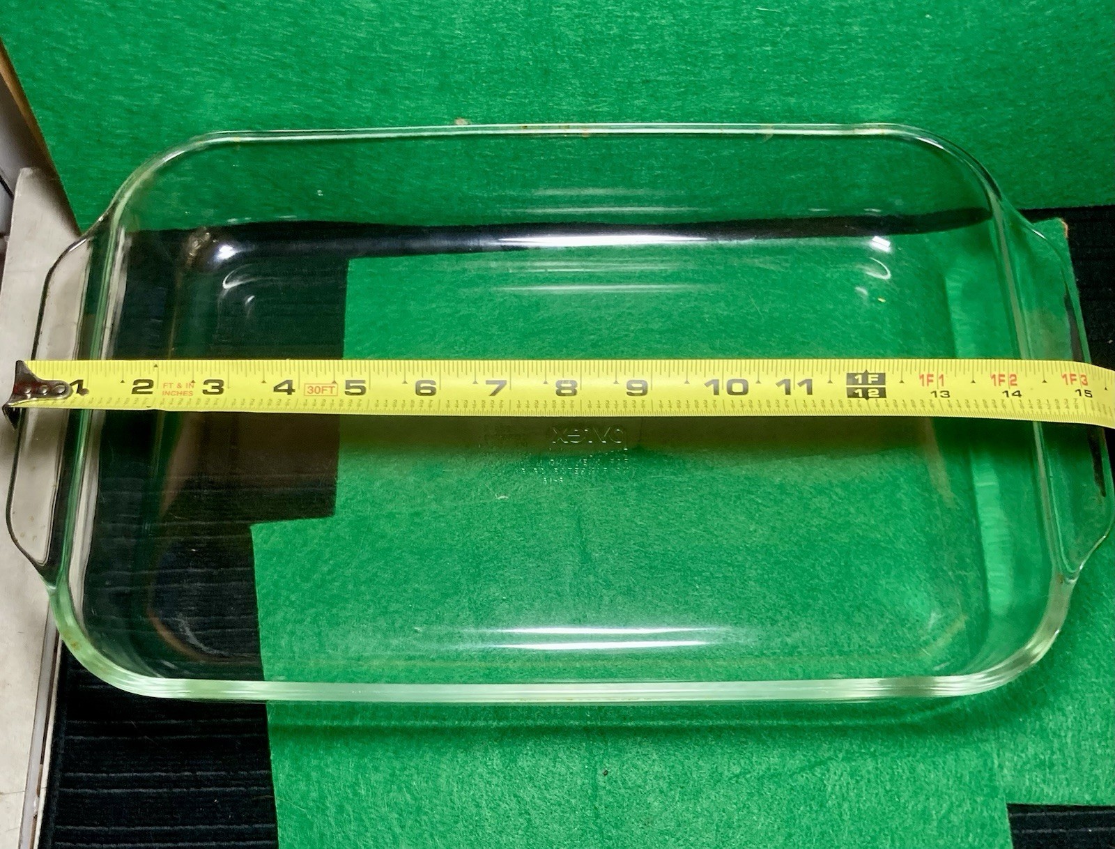 Pyrex casserole dish 233-R 3qt. R-16 Vintage Borosilicate glass Oven safe EUC