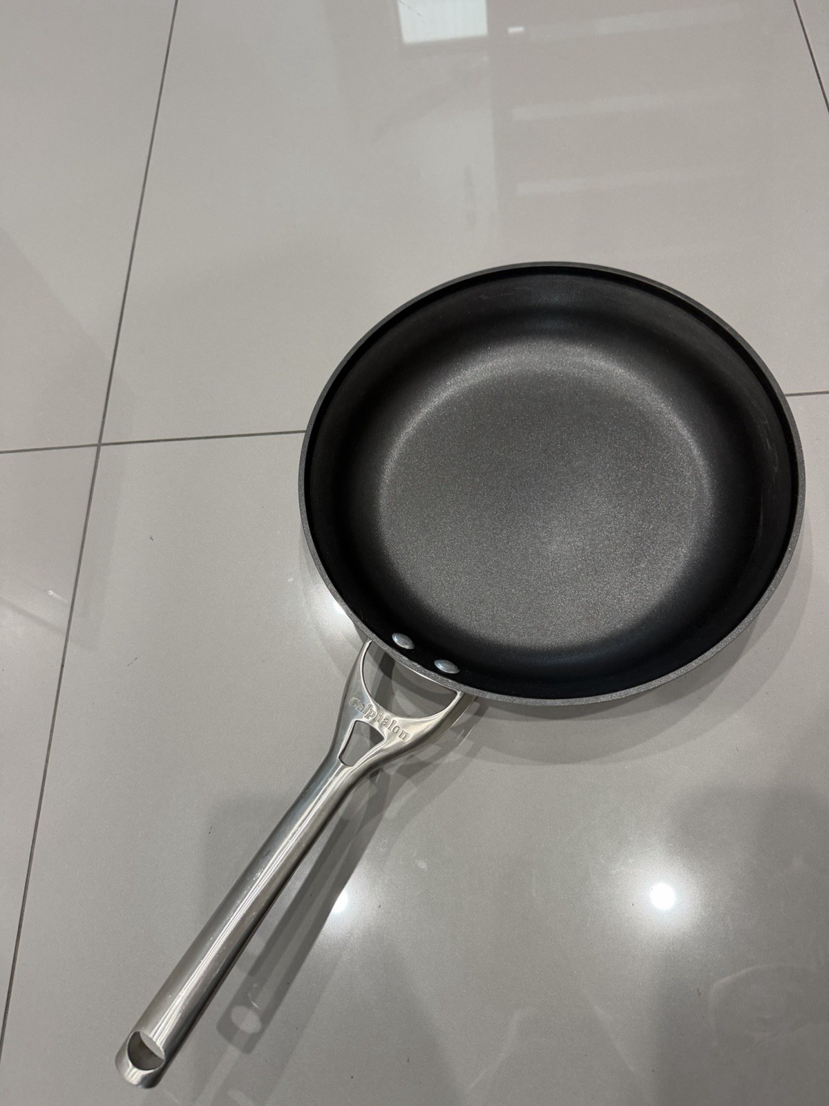 COMMERCIAL ALUMINUM Calphalon USA NSF 1392-12″ Skillet VERY LIGHT SIGNS OF USE-