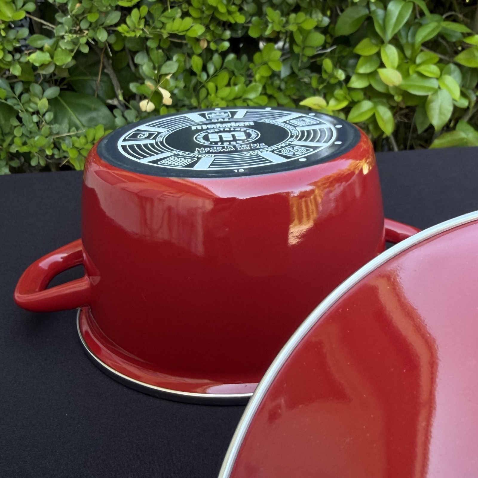 Metalac Cookware Red Enamel Casserole Pot 2 QT Round 7″ W/Lid Made in Serbia