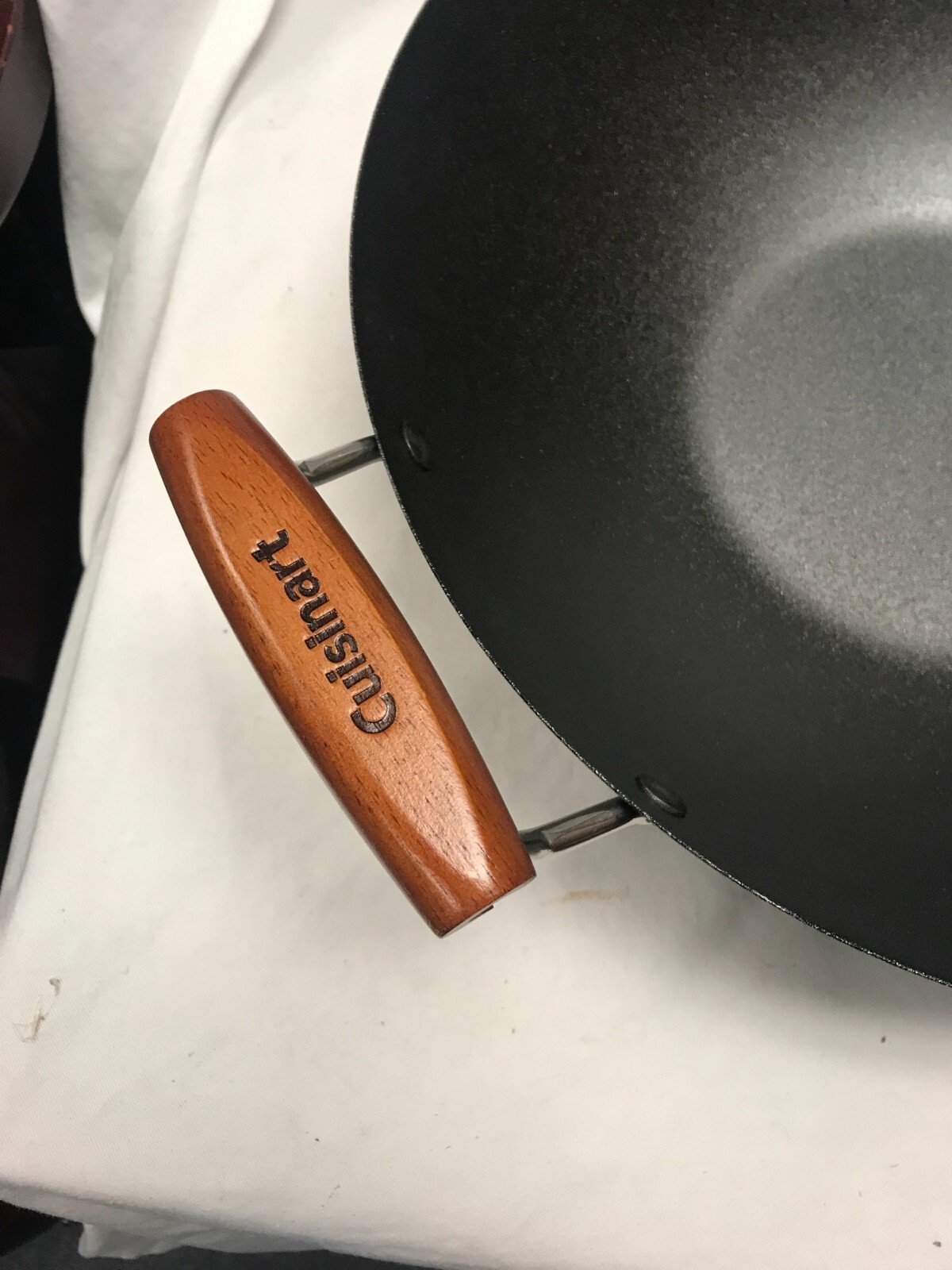 Cuisinart 14″ Pre-Seasoned Wok with Helper Handle