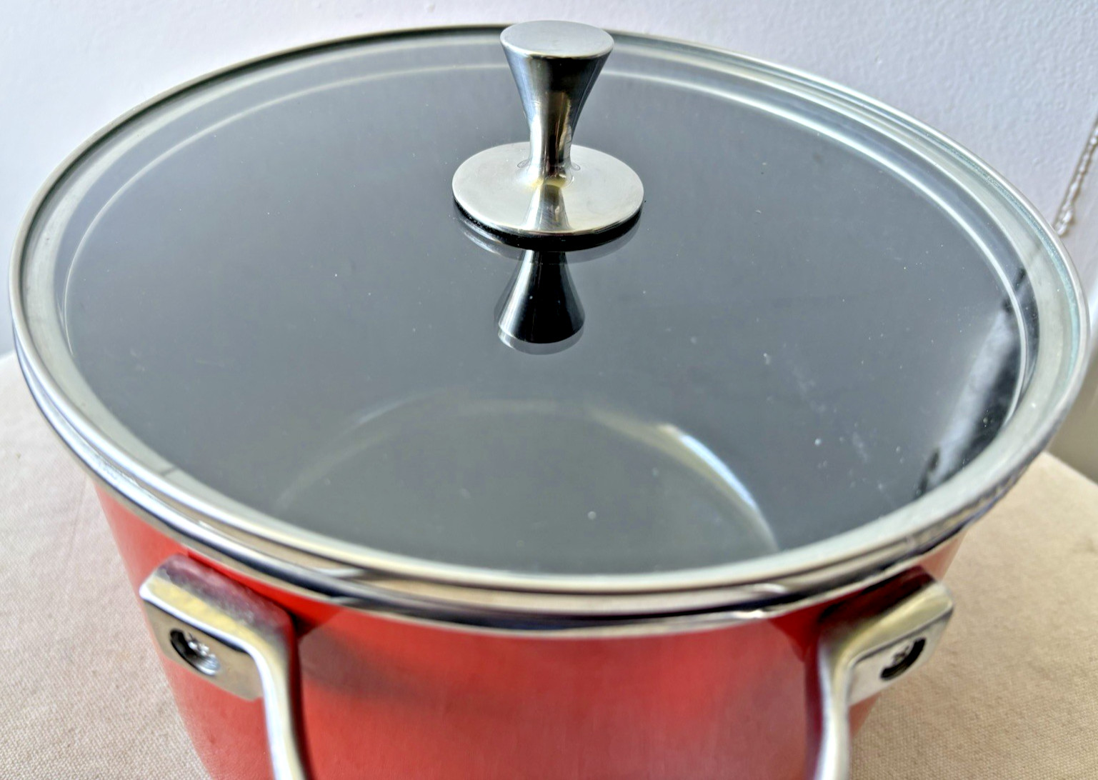 New KATE SPADE New York Lenox StockPot Red Enameled Metal w/Glass Lid 6.5 Qt