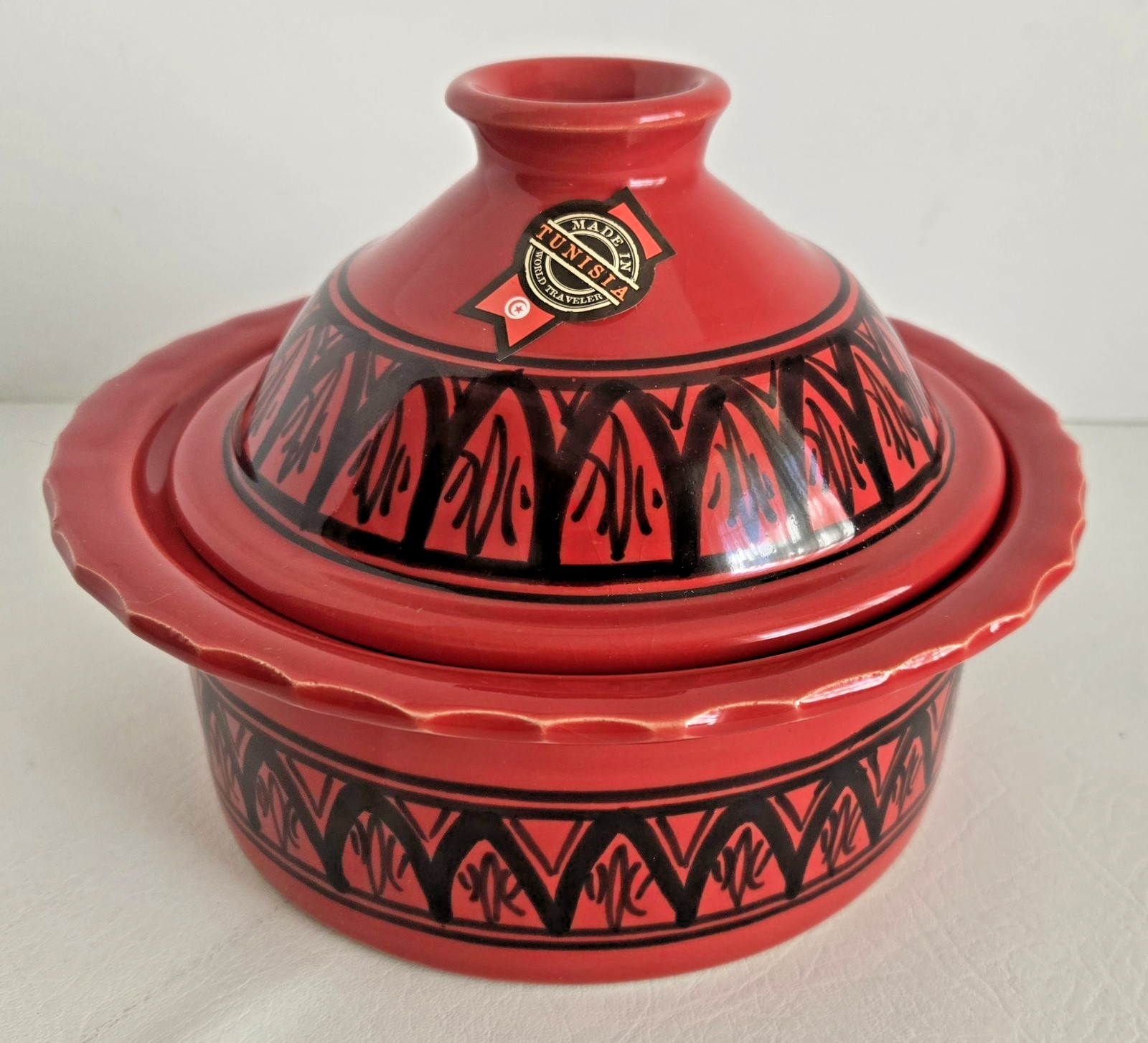 Tunisian Art Pottery Tagine Cooking Pot Hand Painted Red/Black w/Lid