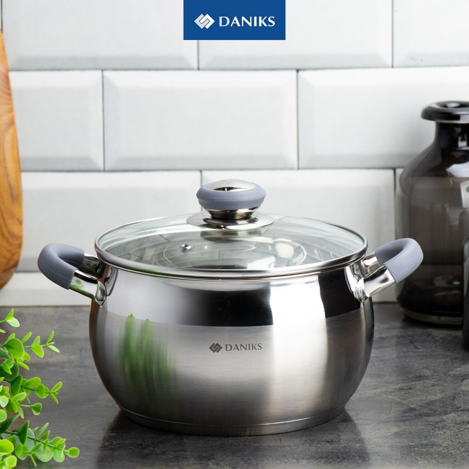 Modern Stainless Steel Stock Pot With Glass Lid “ Induction 2 Quart Dishwasher S