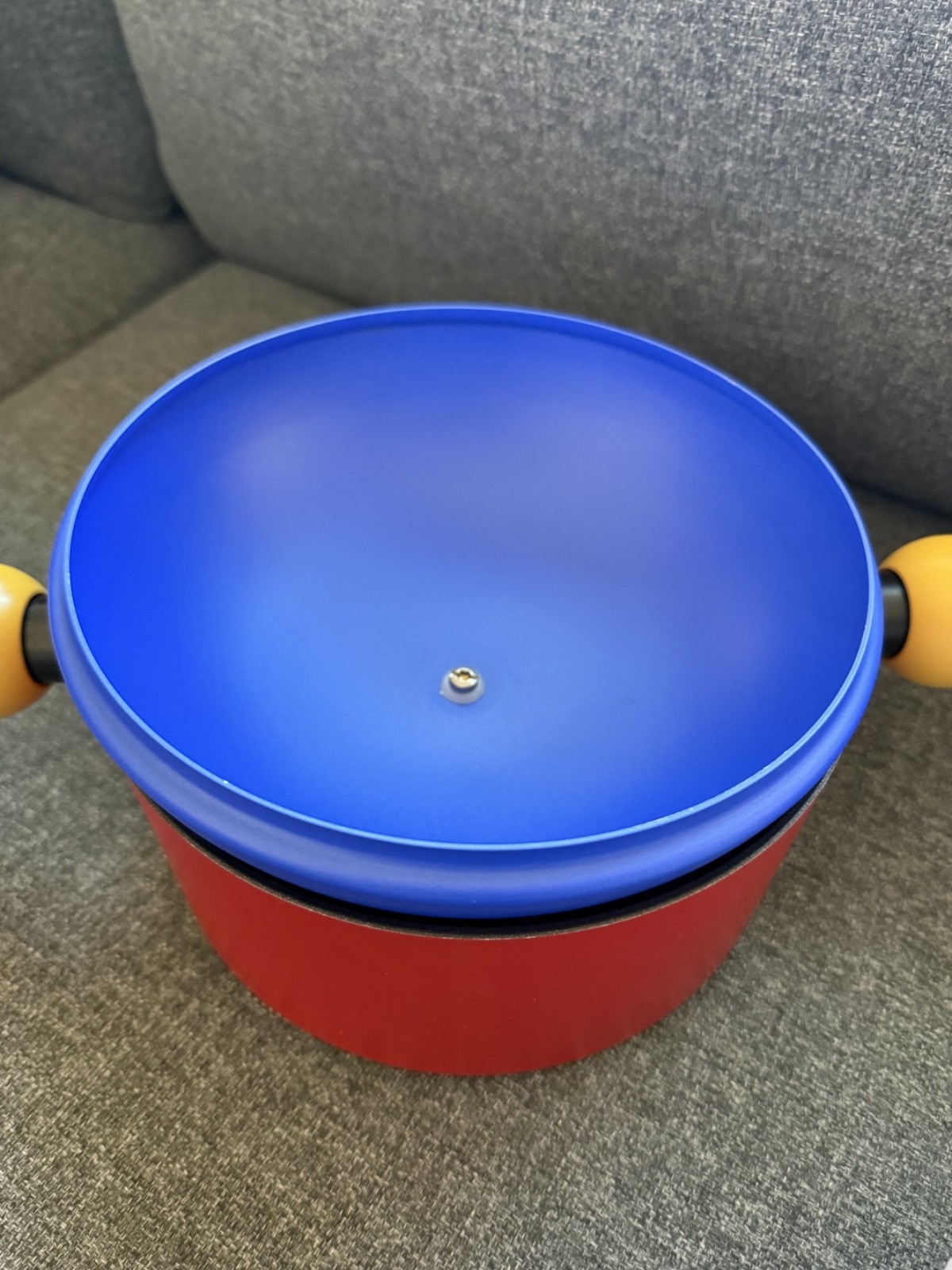 TVS SpA MoMA Bubble Pot Casserole Blue / Red / Yellow